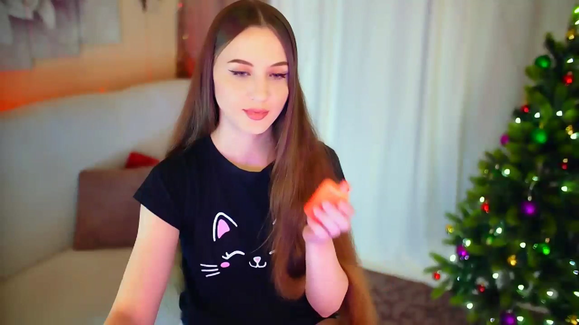 Gallery image thumbnail from Innocent_Soul's myfreecams stream on, 01/22/2024, 15:46 image 7 of 20