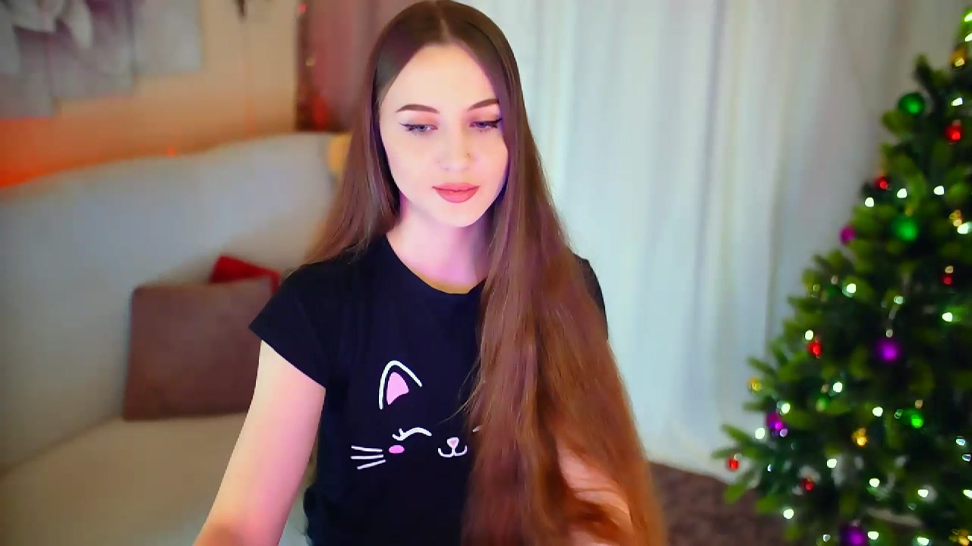 Gallery image thumbnail from Innocent_Soul's myfreecams stream on, 01/22/2024, 15:46 image 9 of 20