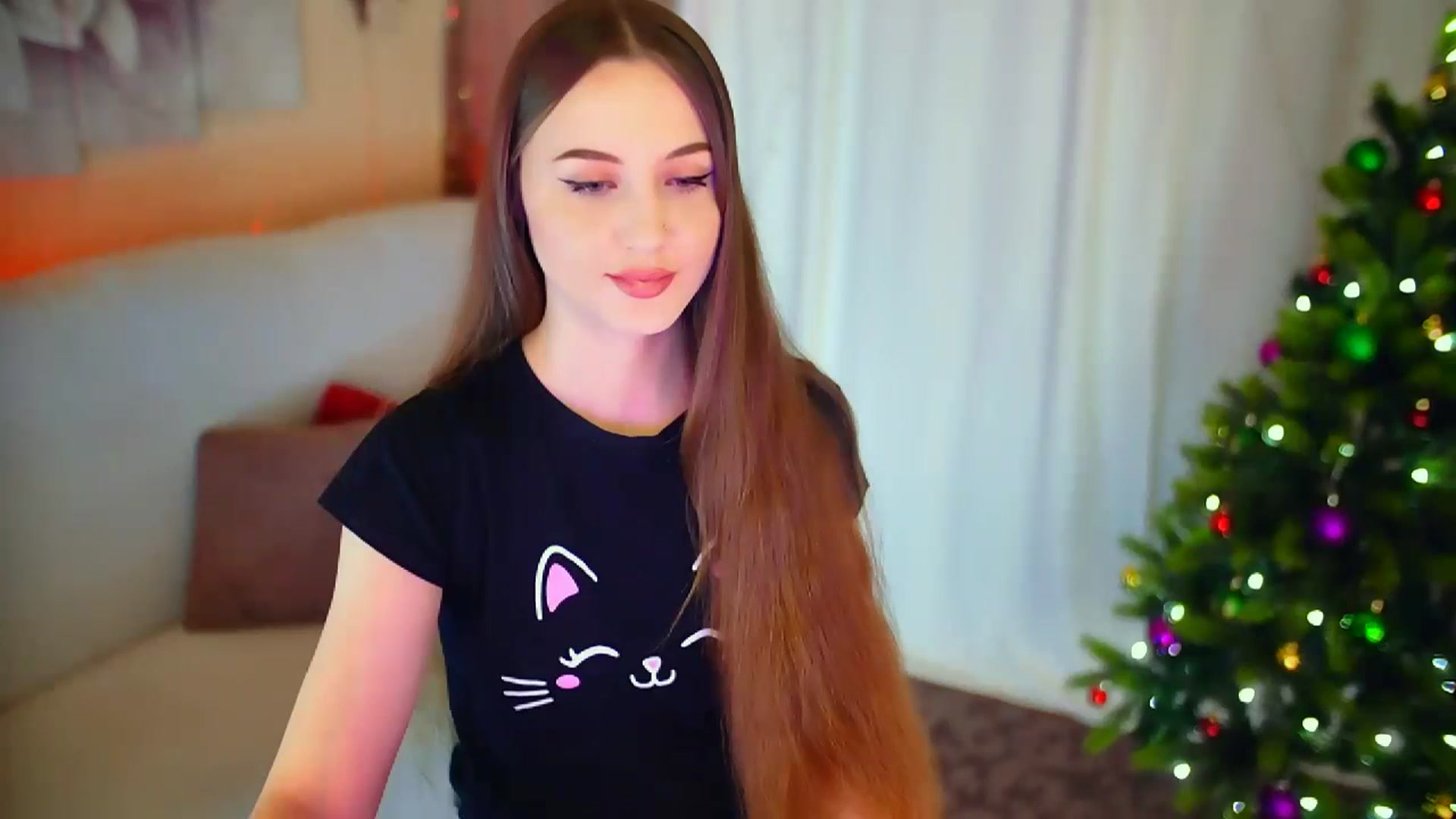 Gallery image thumbnail from Innocent_Soul's myfreecams stream on, 01/22/2024, 15:46 image 5 of 20