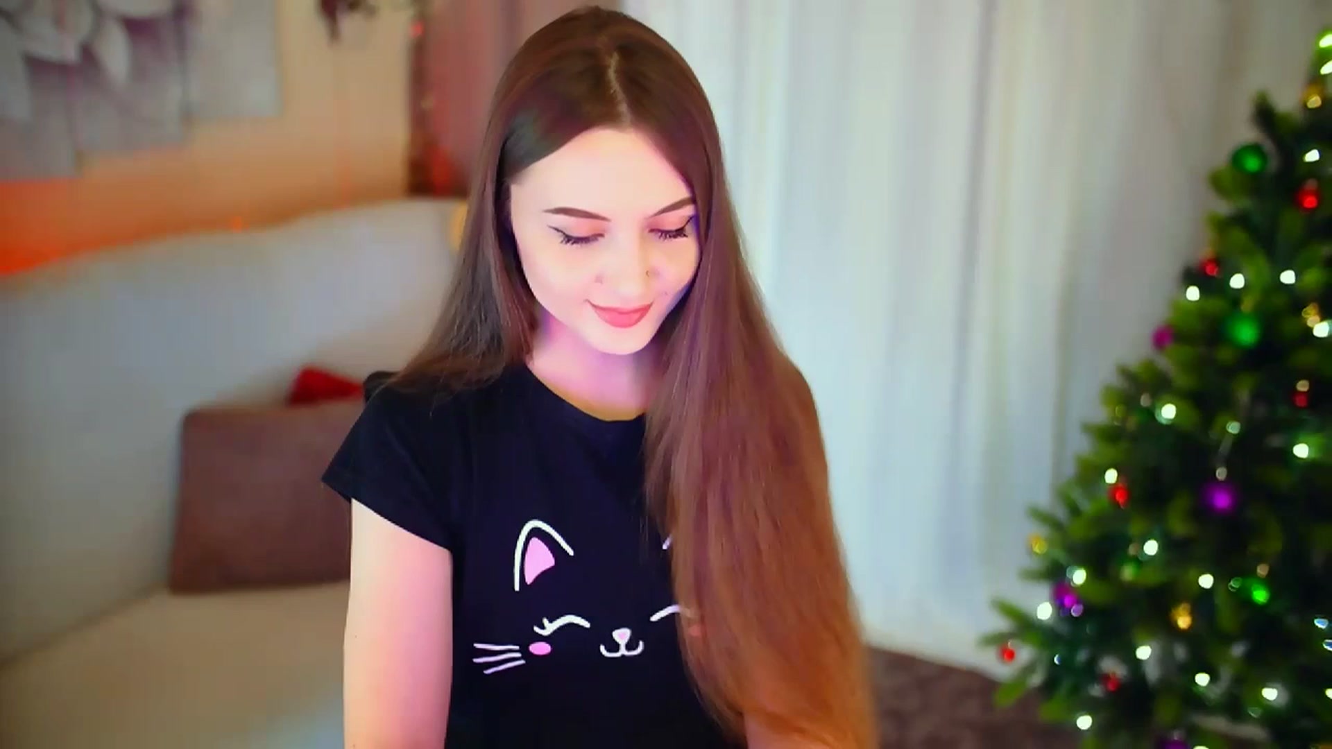 Gallery image thumbnail from Innocent_Soul's myfreecams stream on, 01/22/2024, 17:01 image 7 of 20