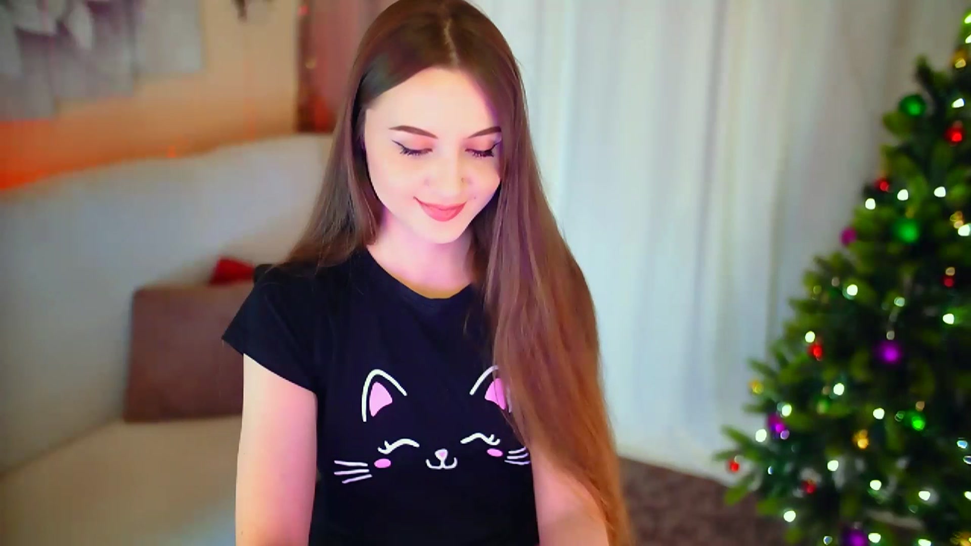 Gallery image thumbnail from Innocent_Soul's myfreecams stream on, 01/22/2024, 17:01 image 5 of 20