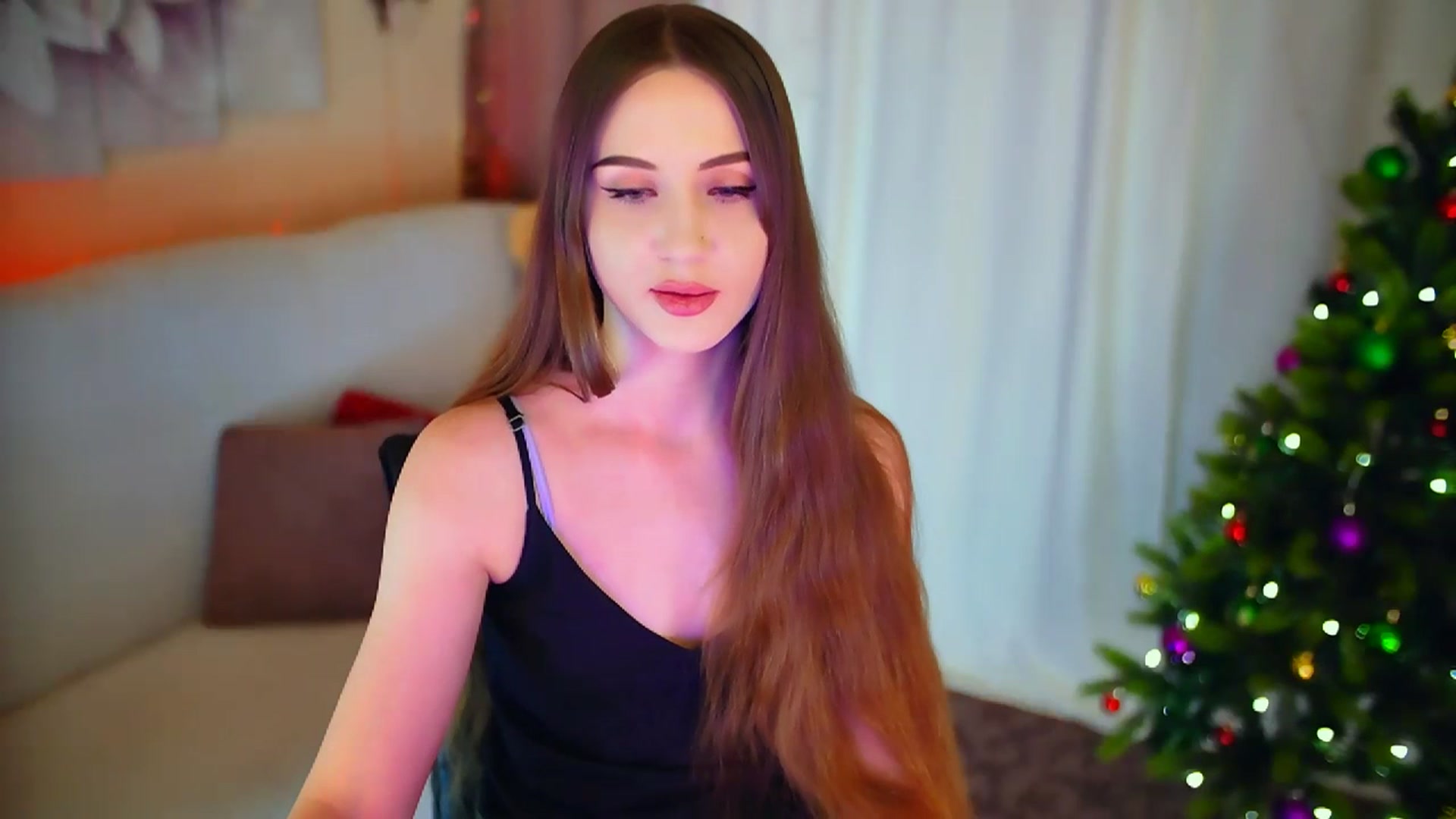 Gallery image thumbnail from Innocent_Soul's myfreecams stream on, 01/23/2024, 19:17 image 6 of 20