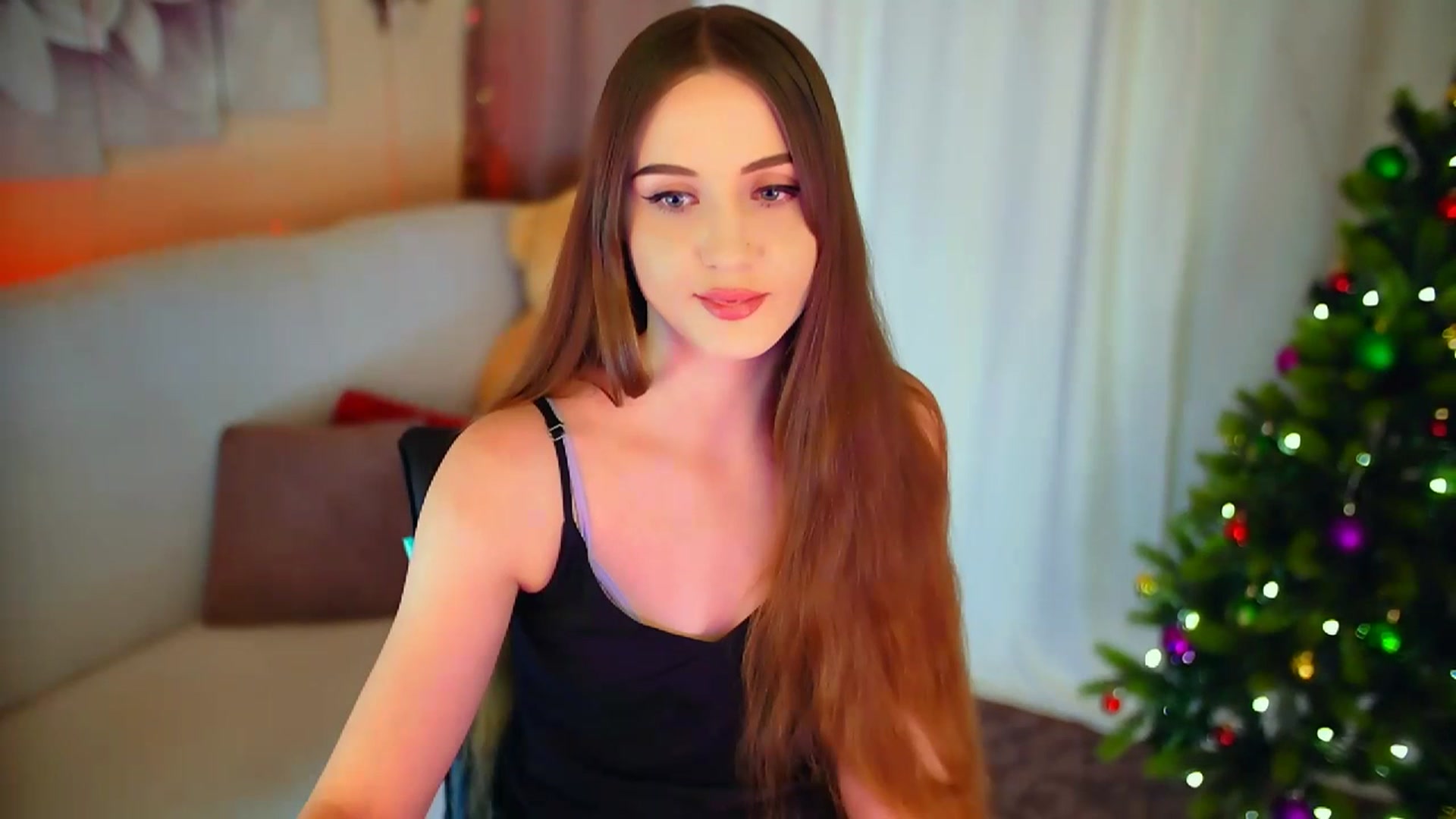 Gallery image thumbnail from Innocent_Soul's myfreecams stream on, 01/23/2024, 19:17 image 5 of 20