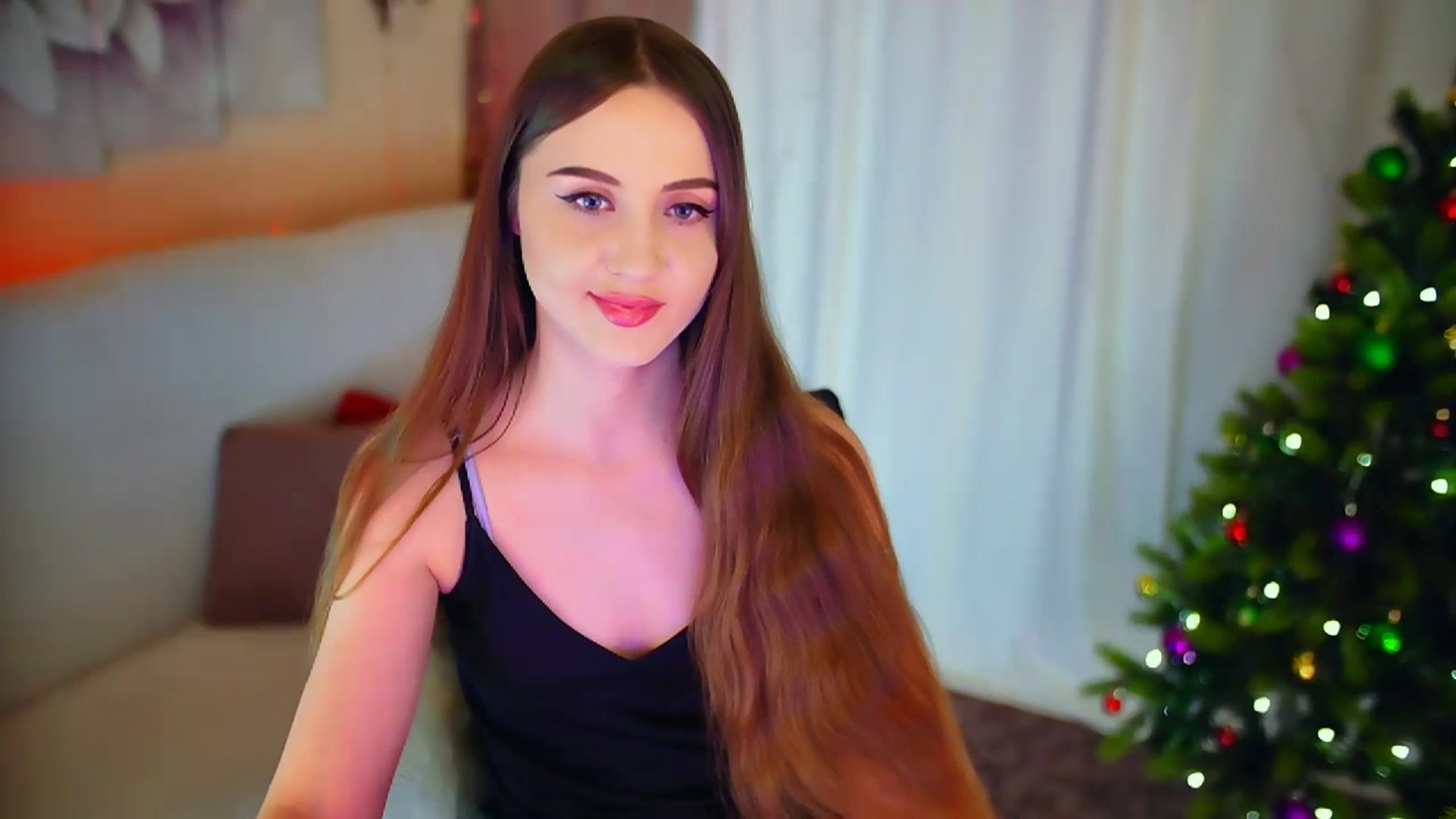 Gallery image thumbnail from Innocent_Soul's myfreecams stream on, 01/23/2024, 20:06 image 6 of 20