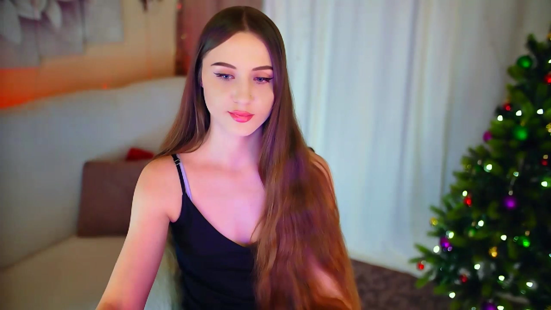 Gallery image thumbnail from Innocent_Soul's myfreecams stream on, 01/23/2024, 20:06 image 16 of 20