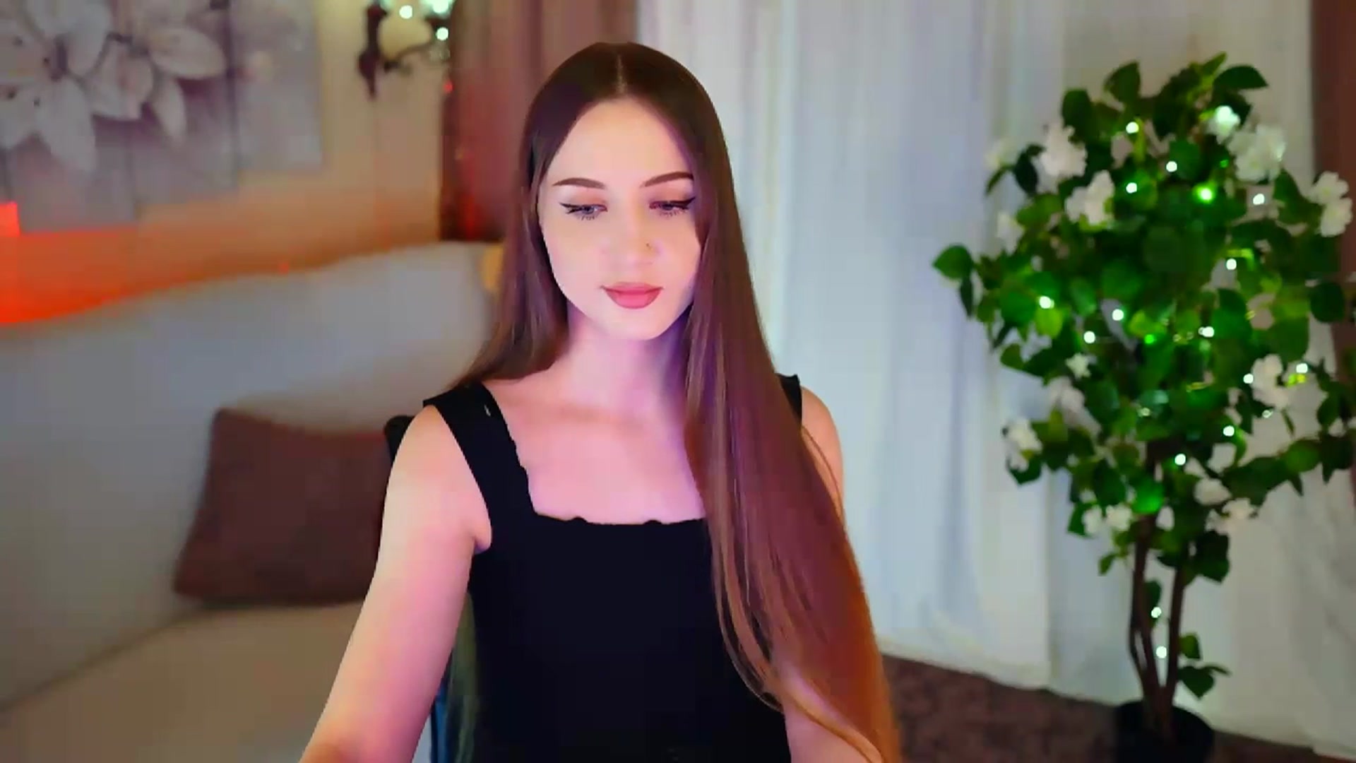 Gallery image thumbnail from Innocent_Soul's myfreecams stream on, 01/26/2024, 18:12 image 13 of 20