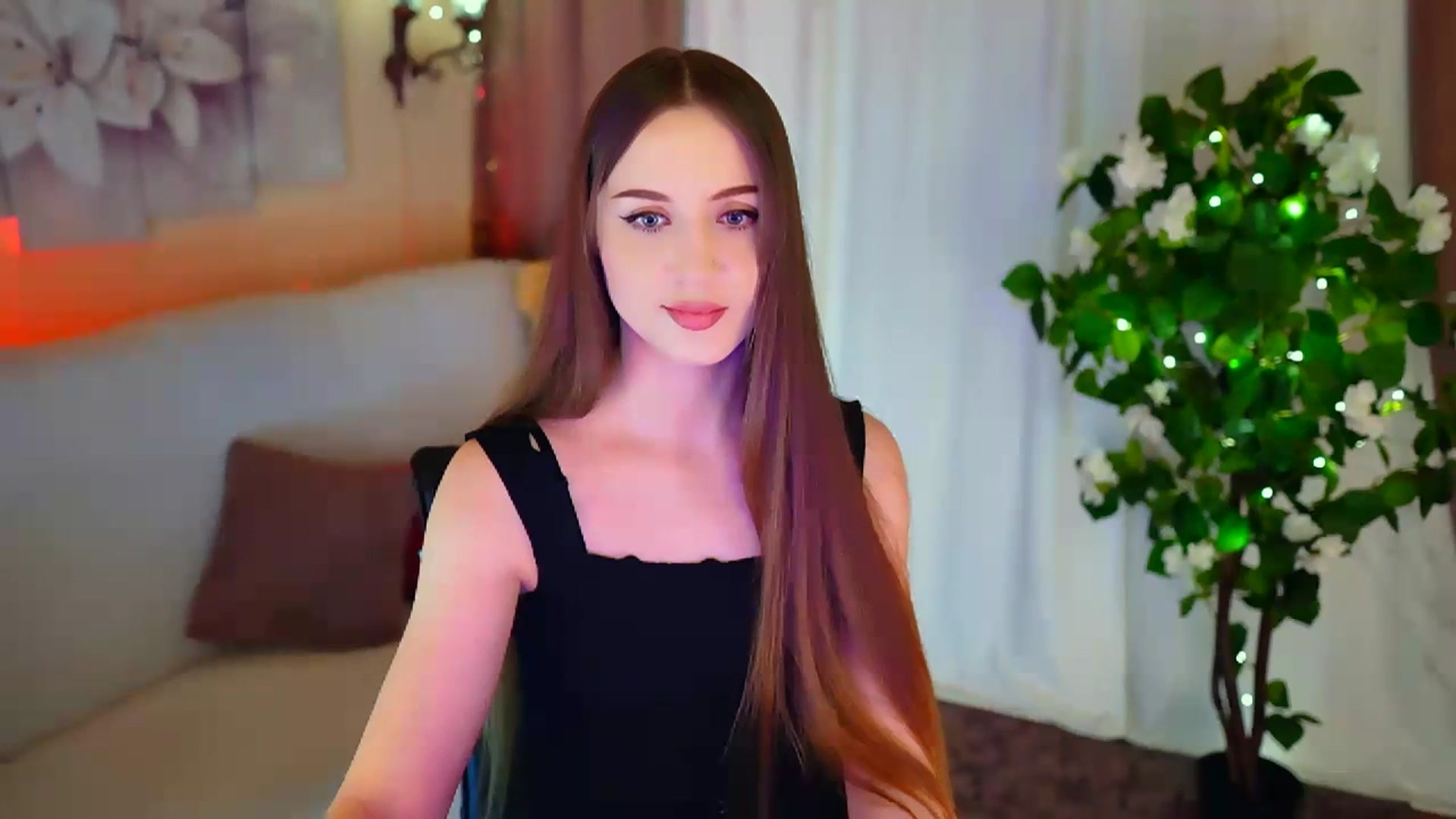 Gallery image thumbnail from Innocent_Soul's myfreecams stream on, 01/26/2024, 18:12 image 8 of 20