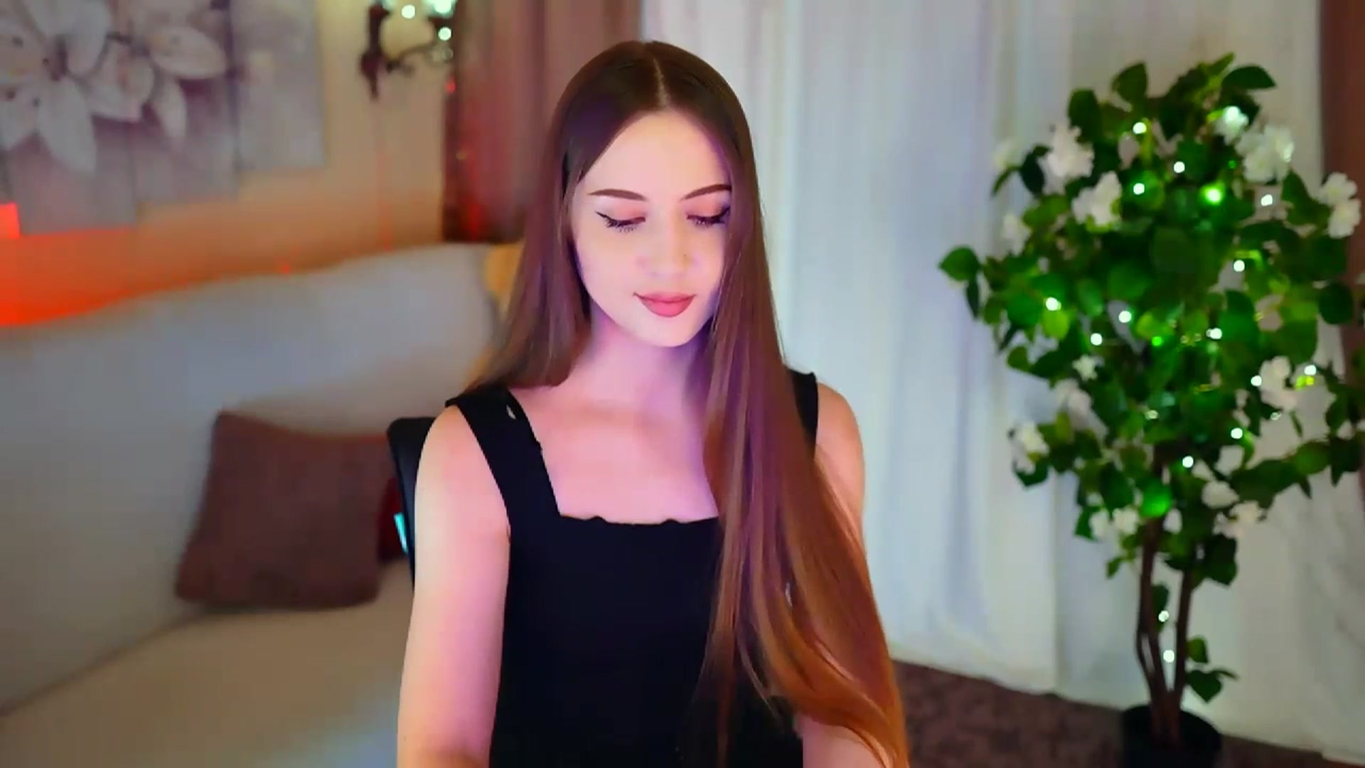 Gallery image thumbnail from Innocent_Soul's myfreecams stream on, 01/26/2024, 18:12 image 5 of 20
