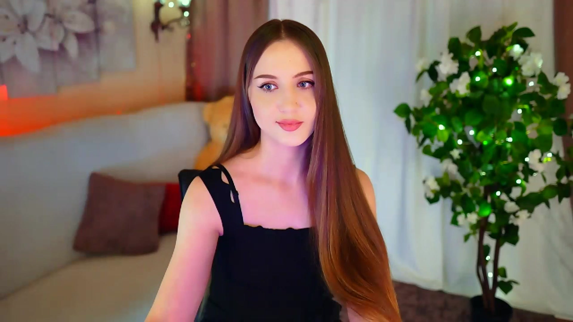 Gallery image thumbnail from Innocent_Soul's myfreecams stream on, 01/26/2024, 18:46 image 5 of 20