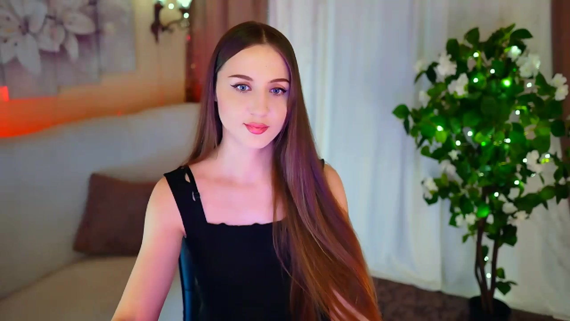 Gallery image thumbnail from Innocent_Soul's myfreecams stream on, 01/26/2024, 21:10 image 2 of 20