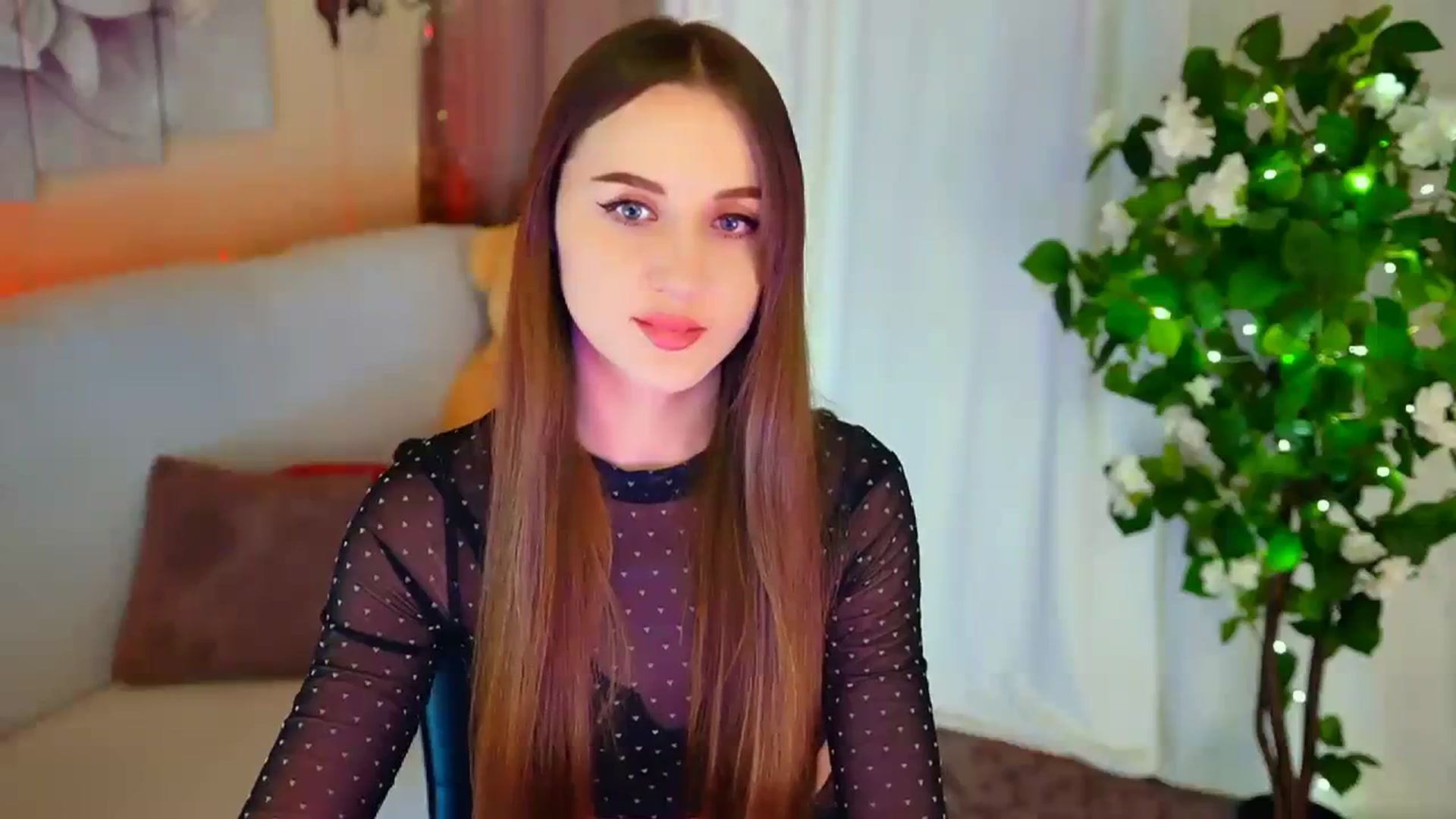 Gallery image thumbnail from Innocent_Soul's myfreecams stream on, 01/29/2024, 14:15 image 18 of 20