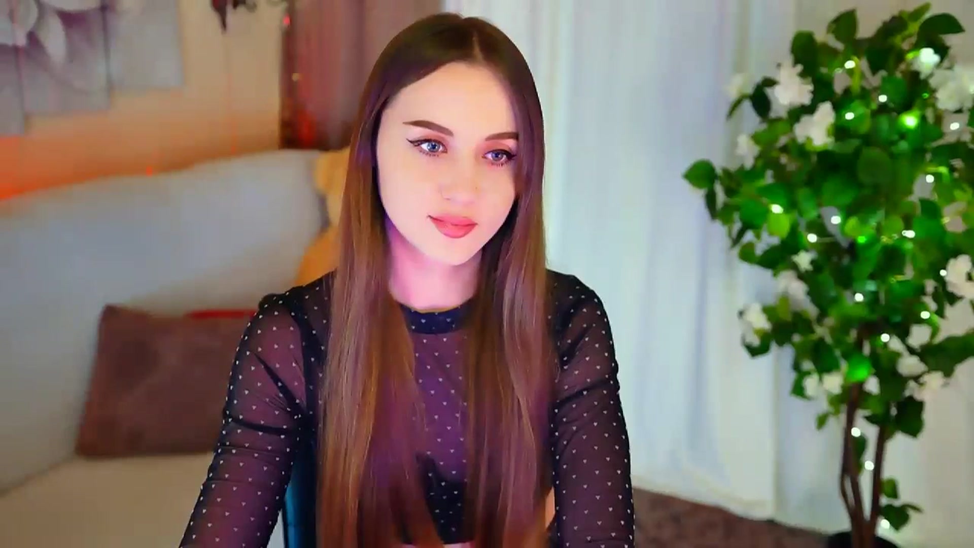Gallery image thumbnail from Innocent_Soul's myfreecams stream on, 01/29/2024, 14:15 image 16 of 20