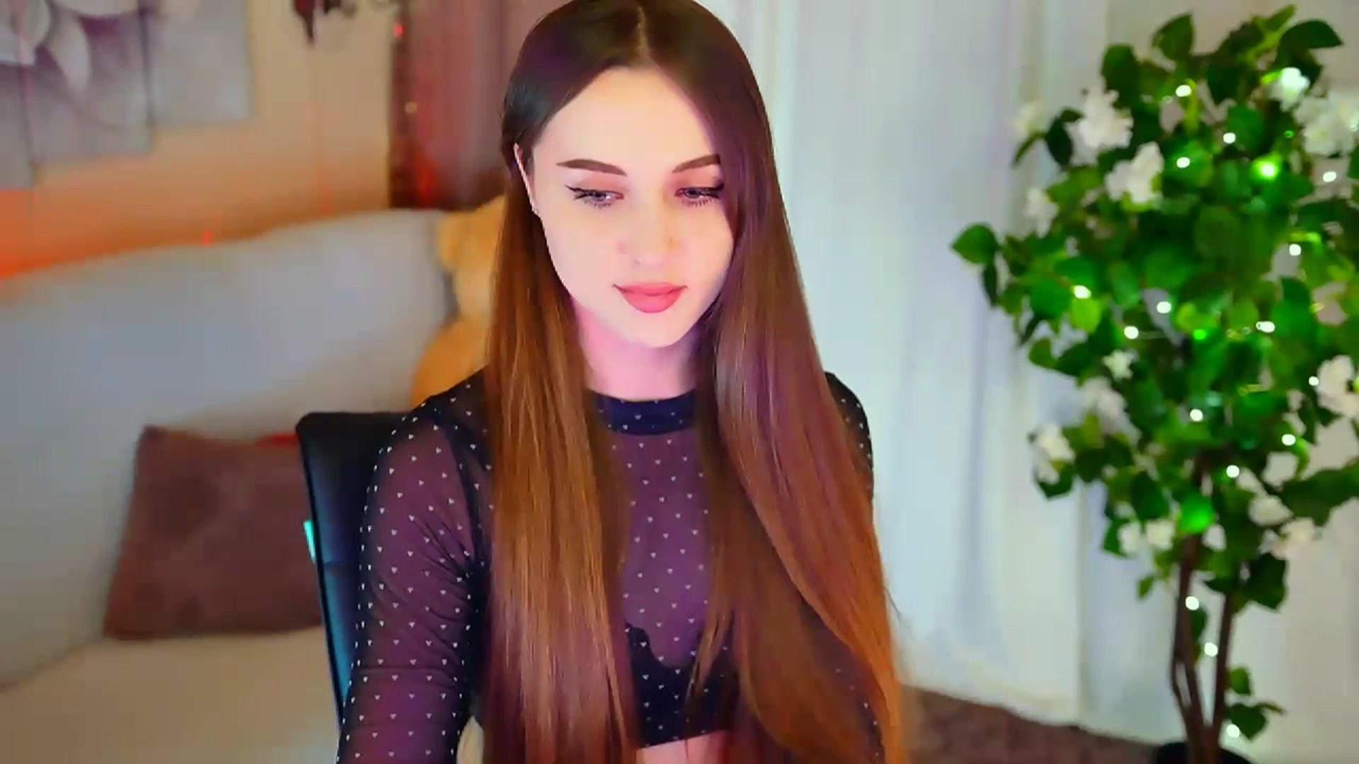 Gallery image thumbnail from Innocent_Soul's myfreecams stream on, 01/29/2024, 14:48 image 18 of 20