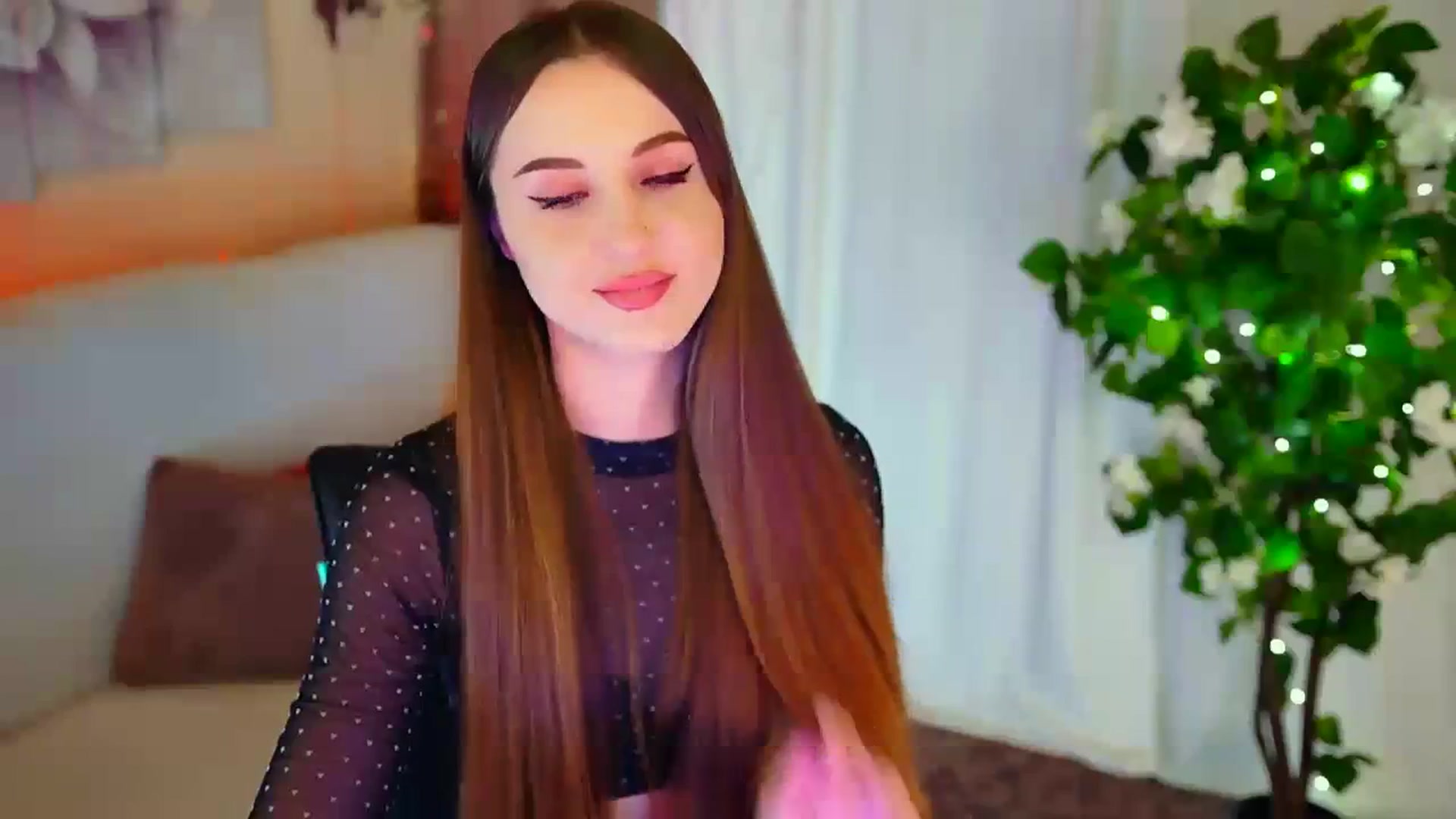 Gallery image thumbnail from Innocent_Soul's myfreecams stream on, 01/29/2024, 15:23 image 3 of 20