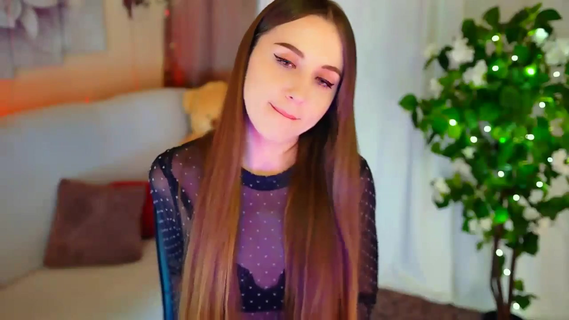 Gallery image thumbnail from Innocent_Soul's myfreecams stream on, 01/29/2024, 15:23 image 6 of 20