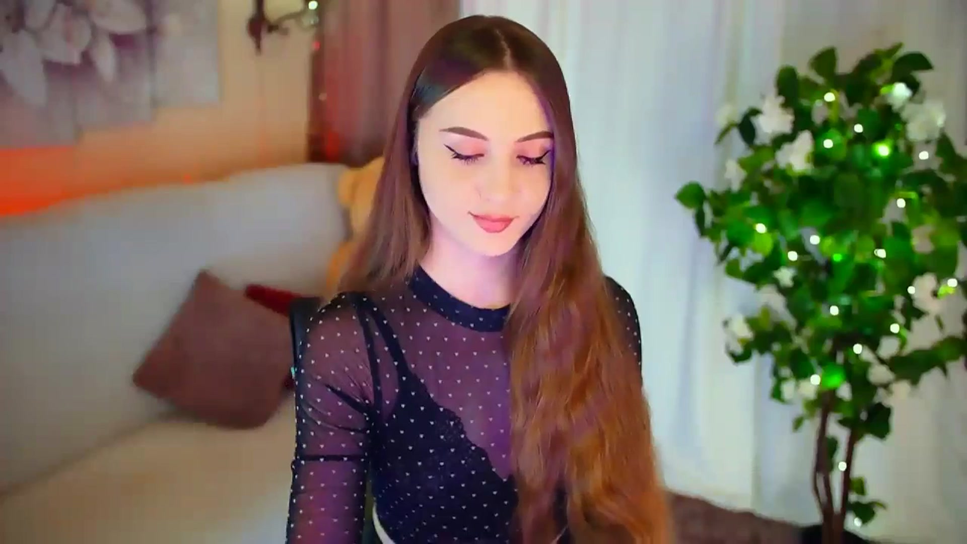 Gallery image thumbnail from Innocent_Soul's myfreecams stream on, 02/13/2024, 14:05 image 9 of 20