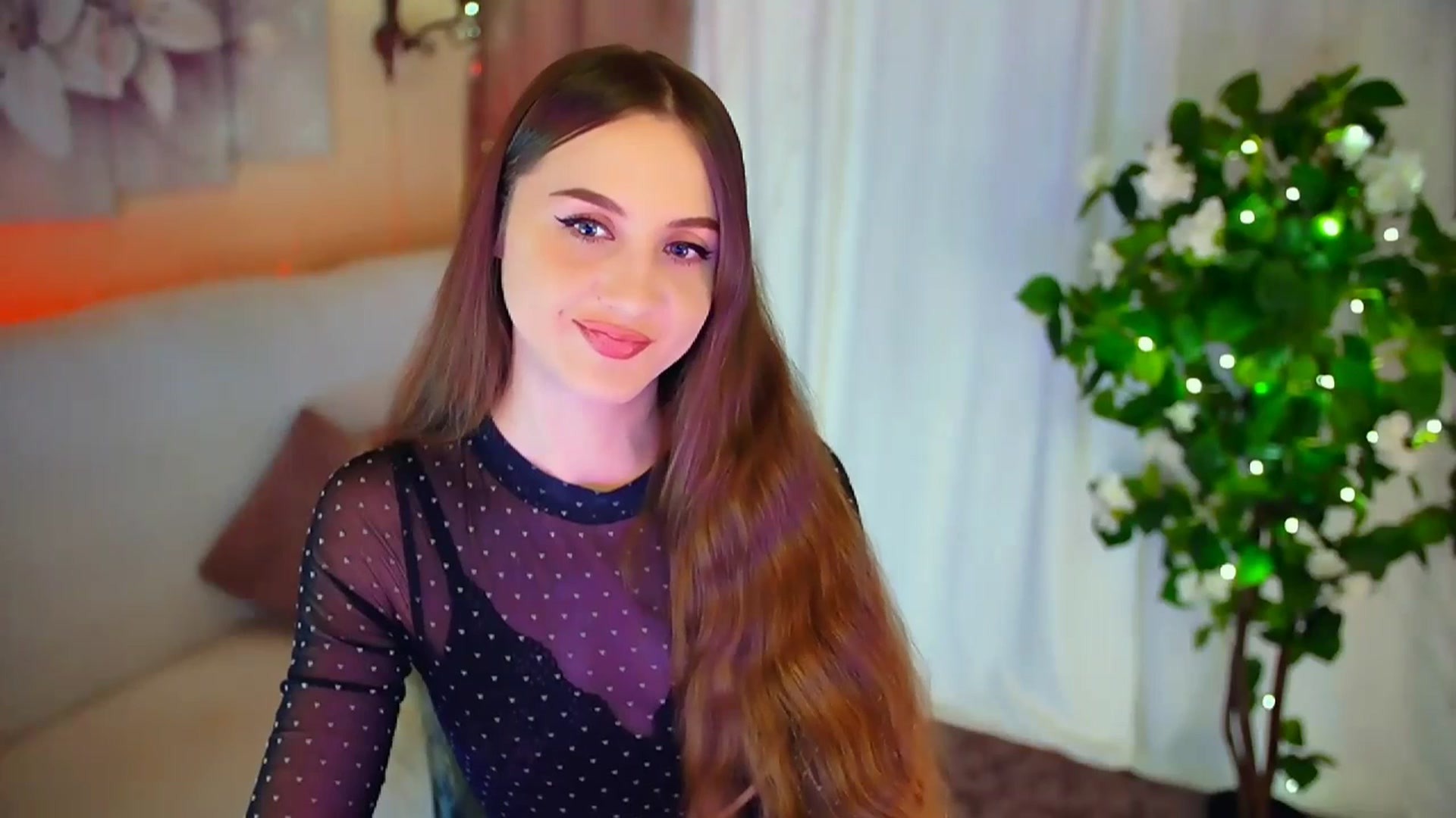 Gallery image thumbnail from Innocent_Soul's myfreecams stream on, 02/13/2024, 14:05 image 19 of 20