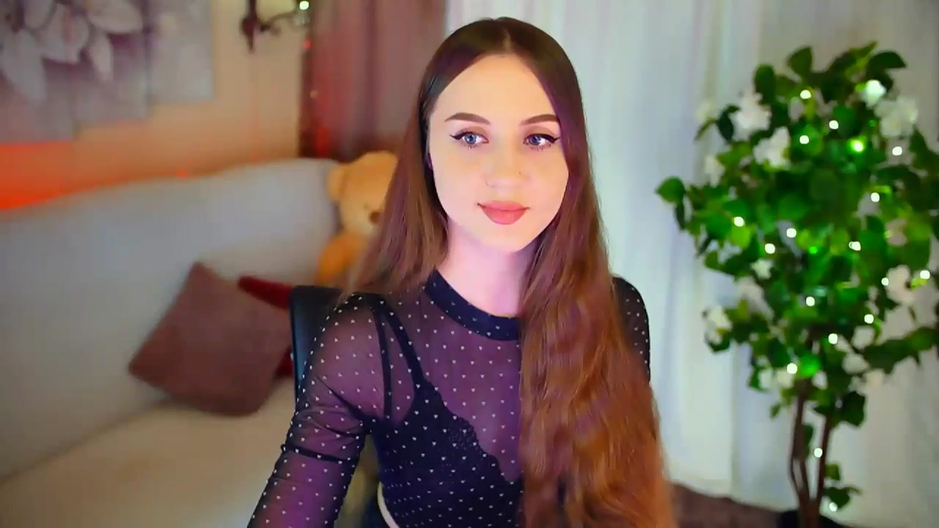 Gallery image thumbnail from Innocent_Soul's myfreecams stream on, 02/13/2024, 14:05 image 7 of 20