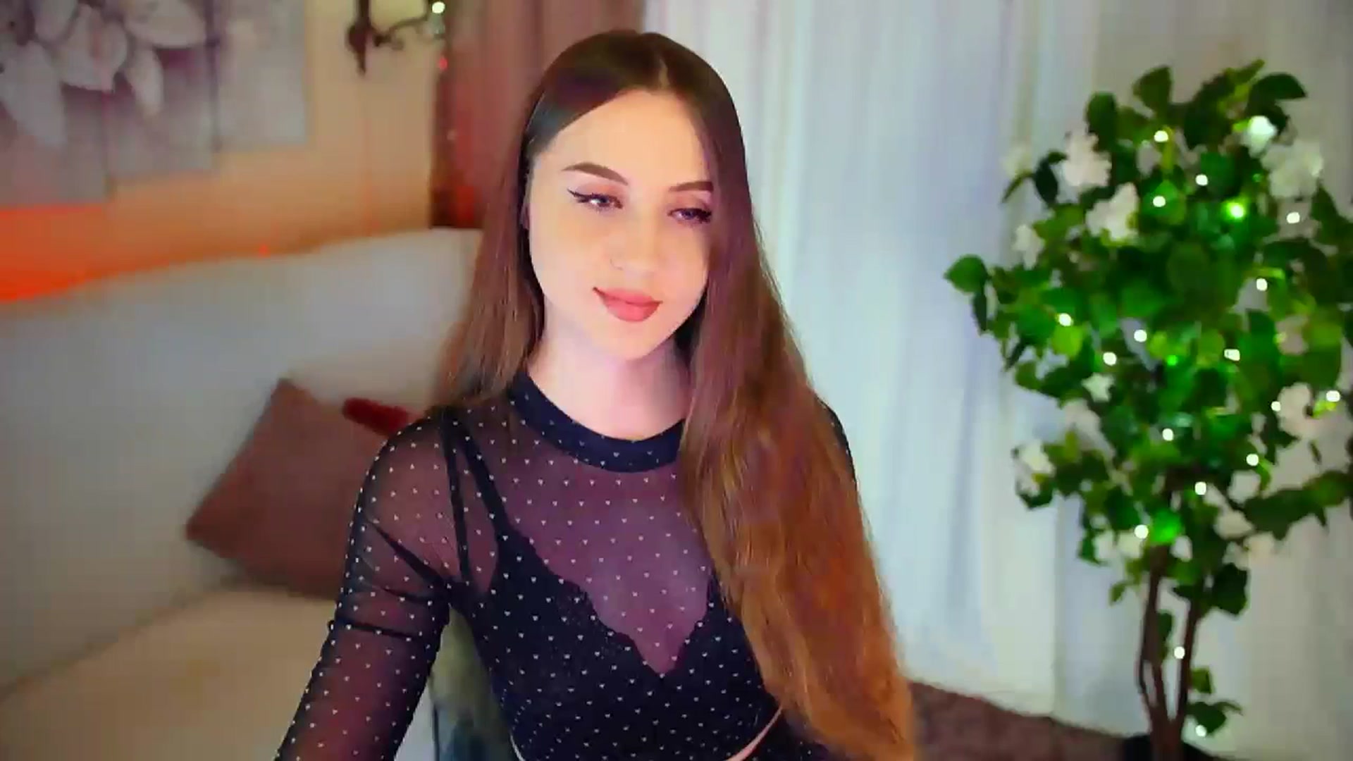 Gallery image thumbnail from Innocent_Soul's myfreecams stream on, 02/13/2024, 14:05 image 11 of 20