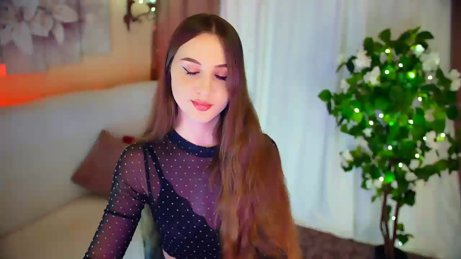 Gallery image thumbnail from Innocent_Soul's myfreecams stream on, 02/13/2024, 15:31 image 10 of 20