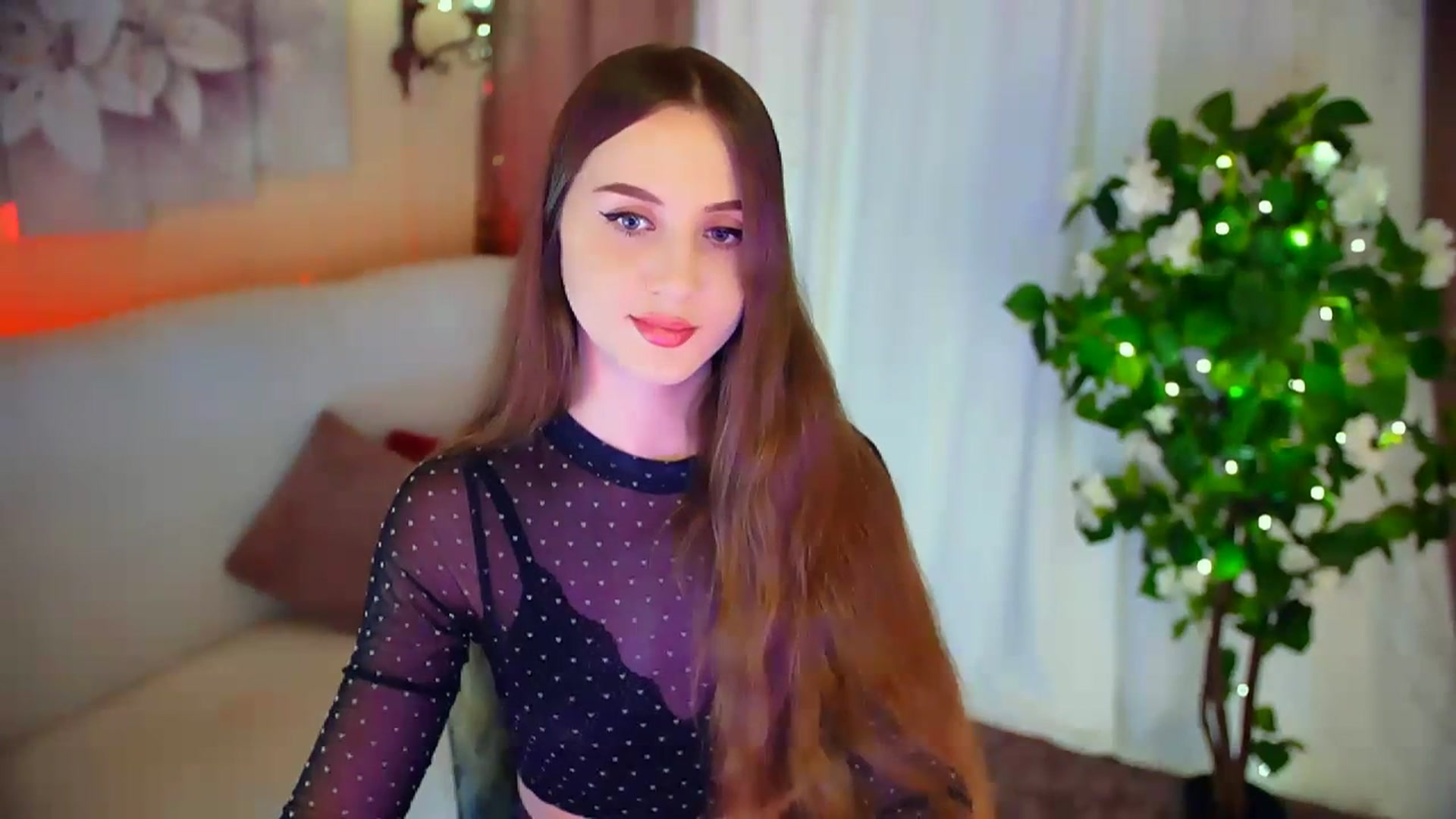 Gallery image thumbnail from Innocent_Soul's myfreecams stream on, 02/13/2024, 15:31 image 11 of 20