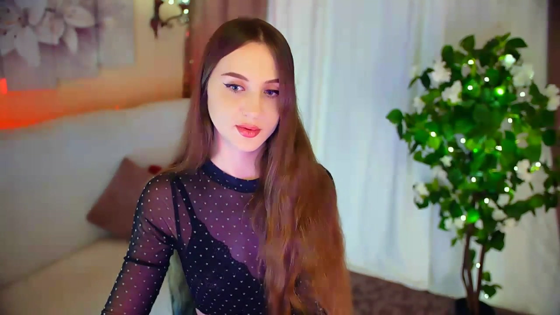 Gallery image thumbnail from Innocent_Soul's myfreecams stream on, 02/13/2024, 15:31 image 15 of 20