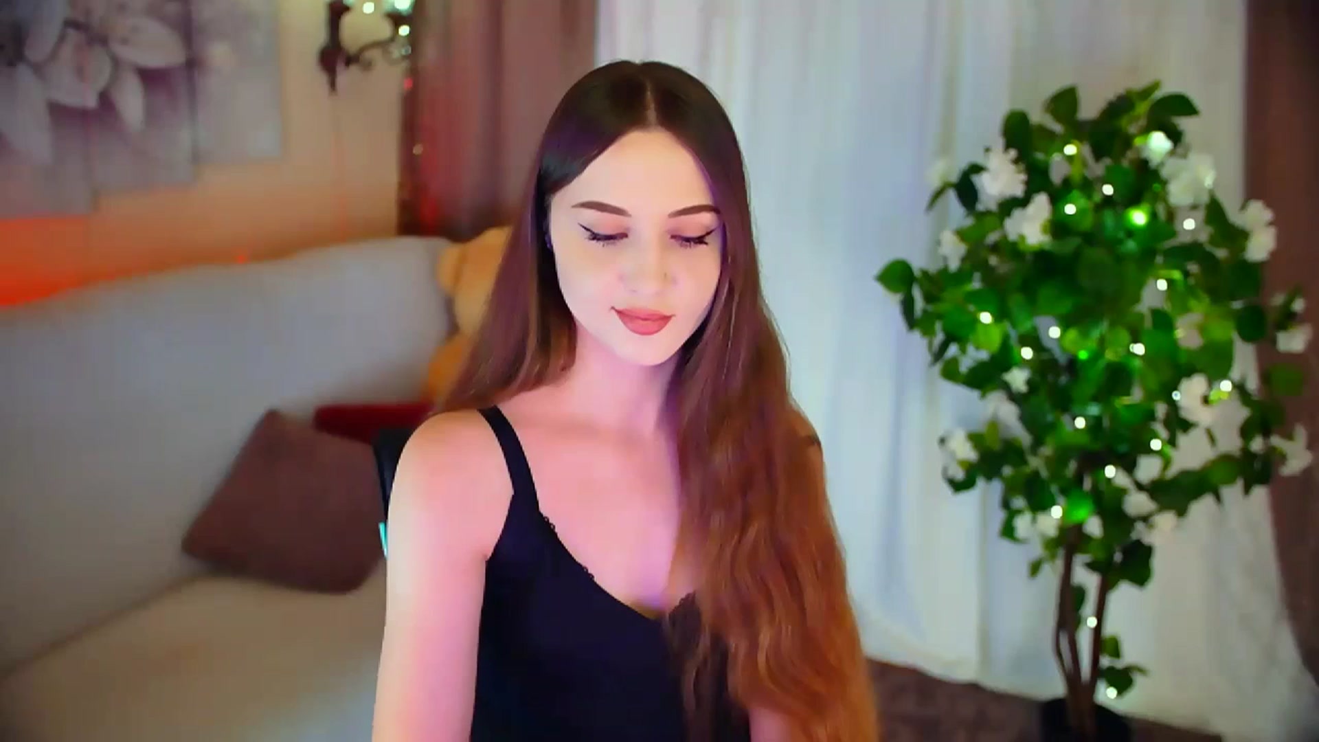 Gallery image thumbnail from Innocent_Soul's myfreecams stream on, 02/14/2024, 16:15 image 15 of 20
