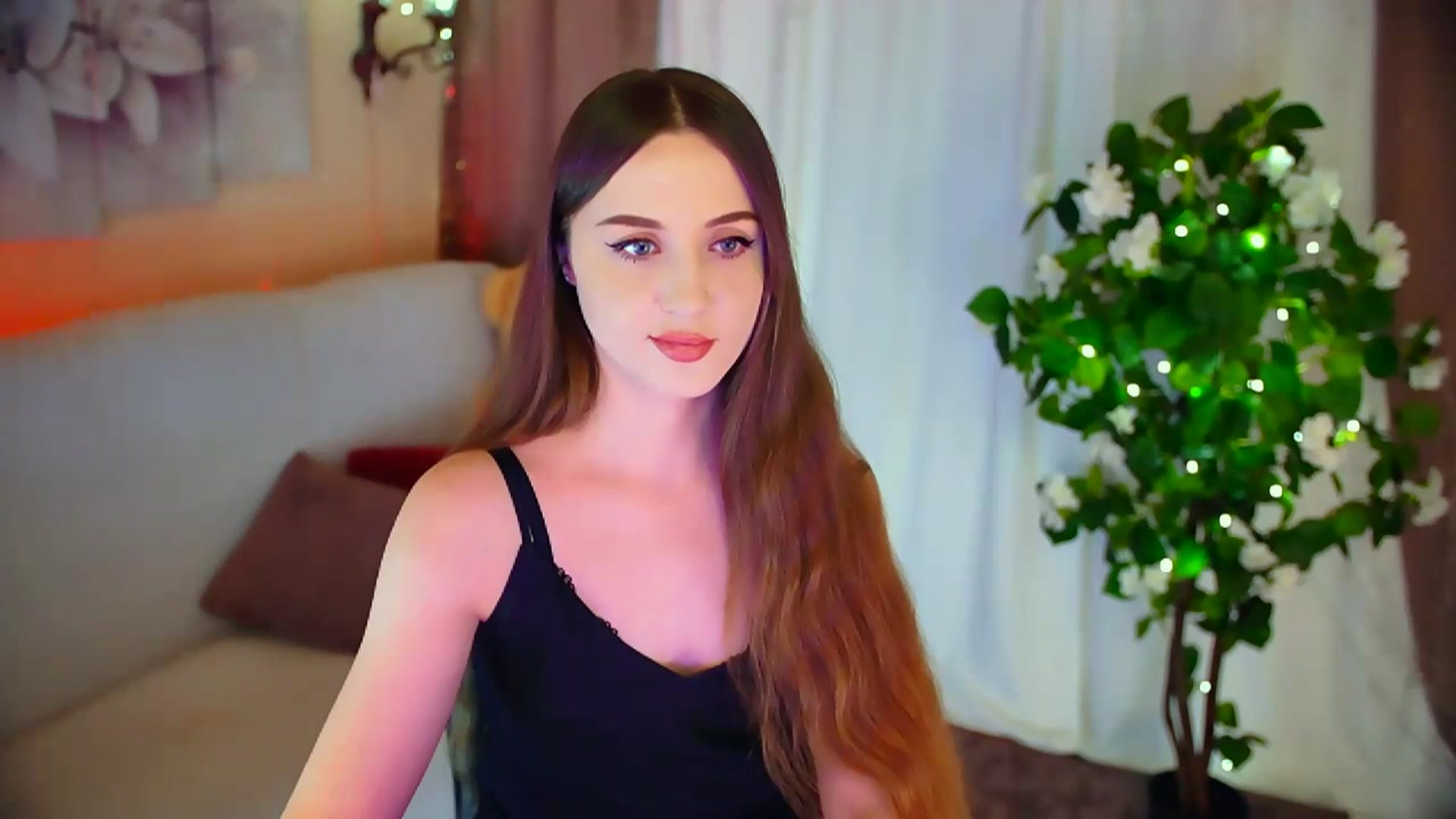 Gallery image thumbnail from Innocent_Soul's myfreecams stream on, 02/14/2024, 16:15 image 2 of 20