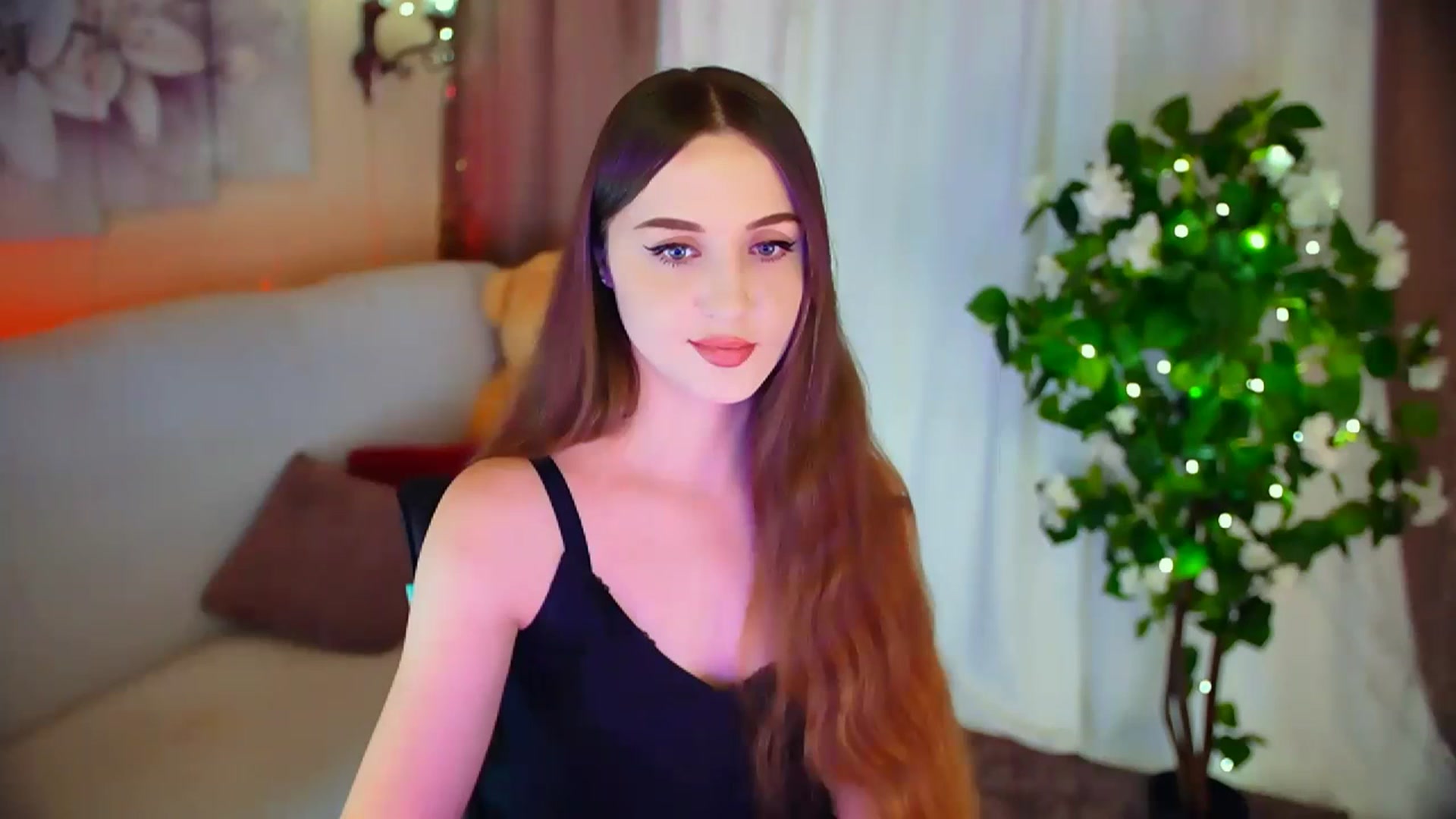 Gallery image thumbnail from Innocent_Soul's myfreecams stream on, 02/14/2024, 16:15 image 17 of 20