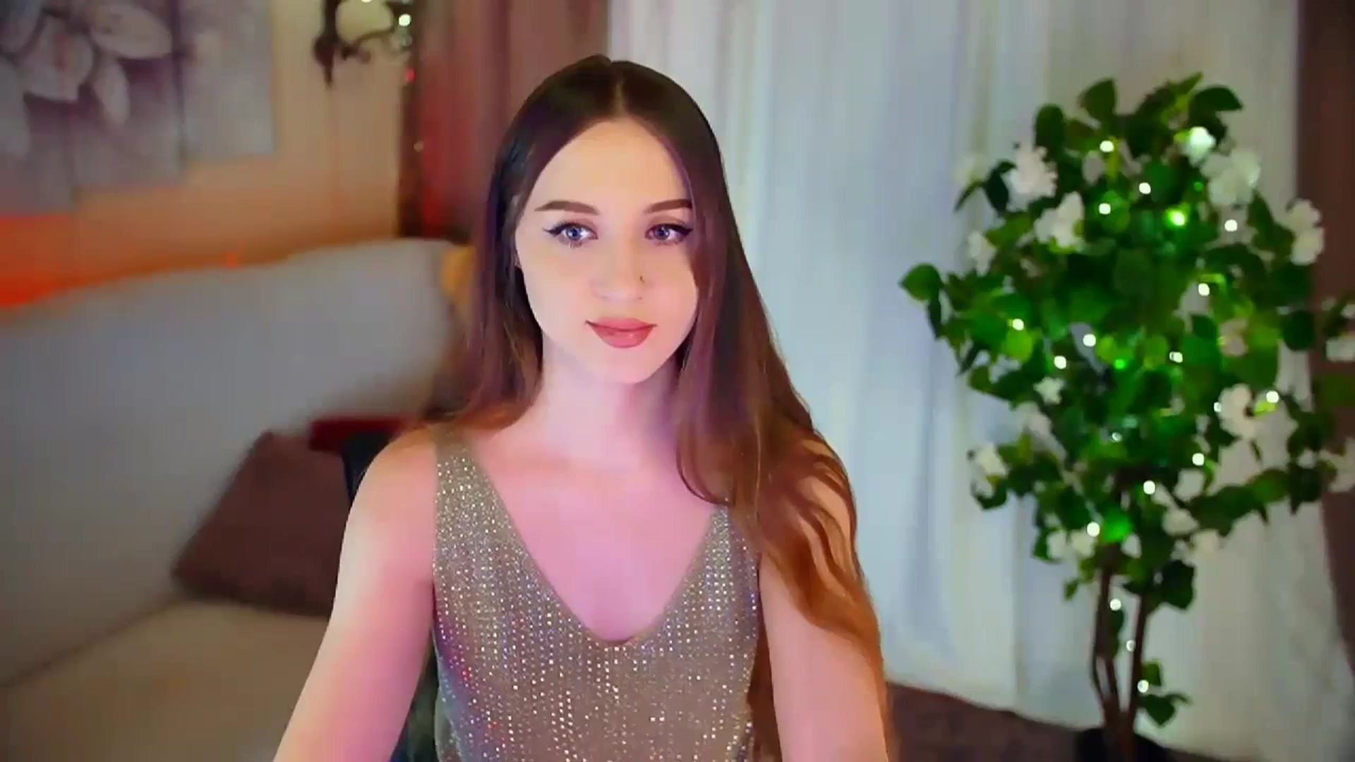 Gallery image thumbnail from Innocent_Soul's myfreecams stream on, 02/19/2024, 16:22 image 6 of 20