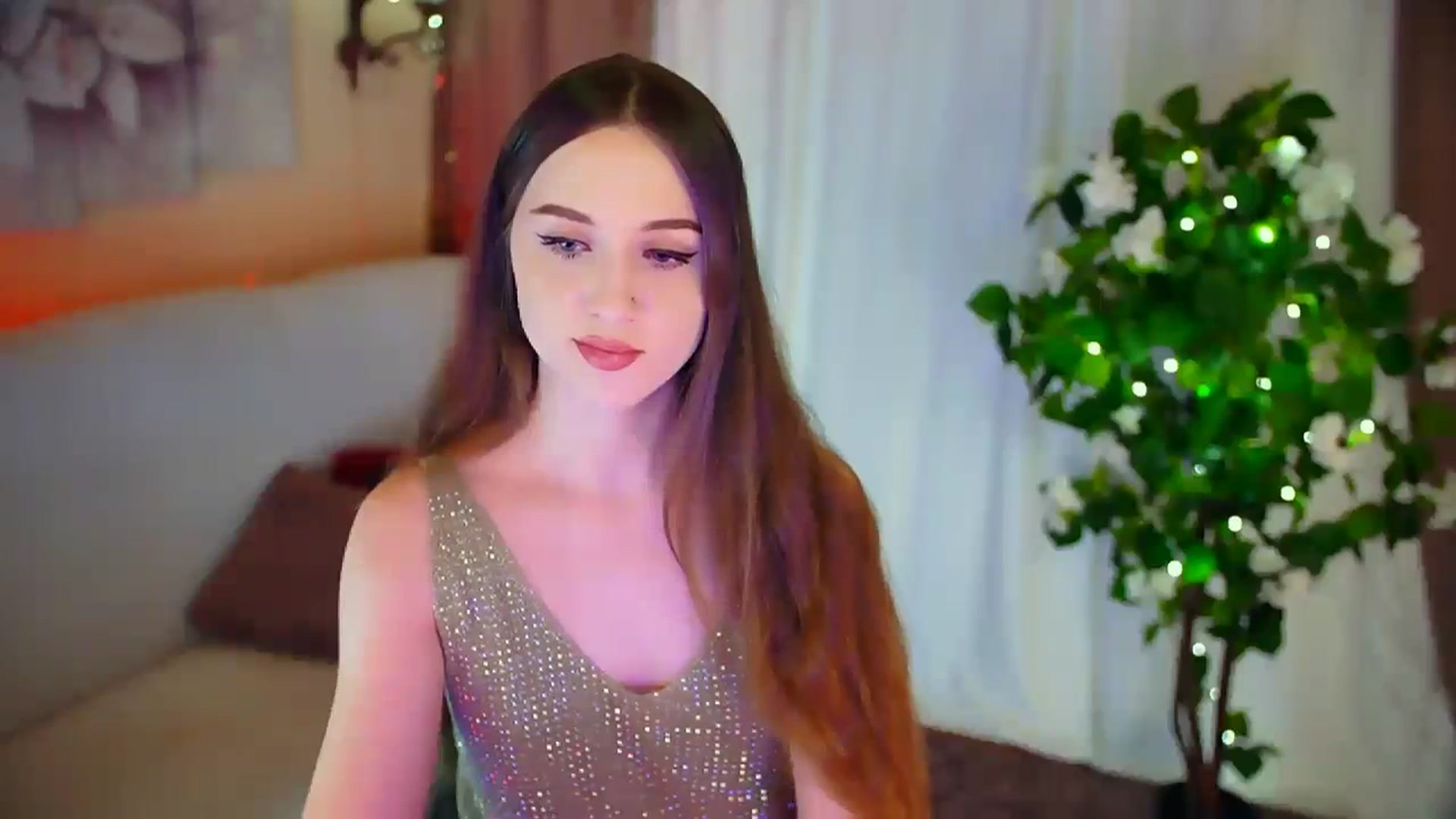 Gallery image thumbnail from Innocent_Soul's myfreecams stream on, 02/19/2024, 16:22 image 9 of 20