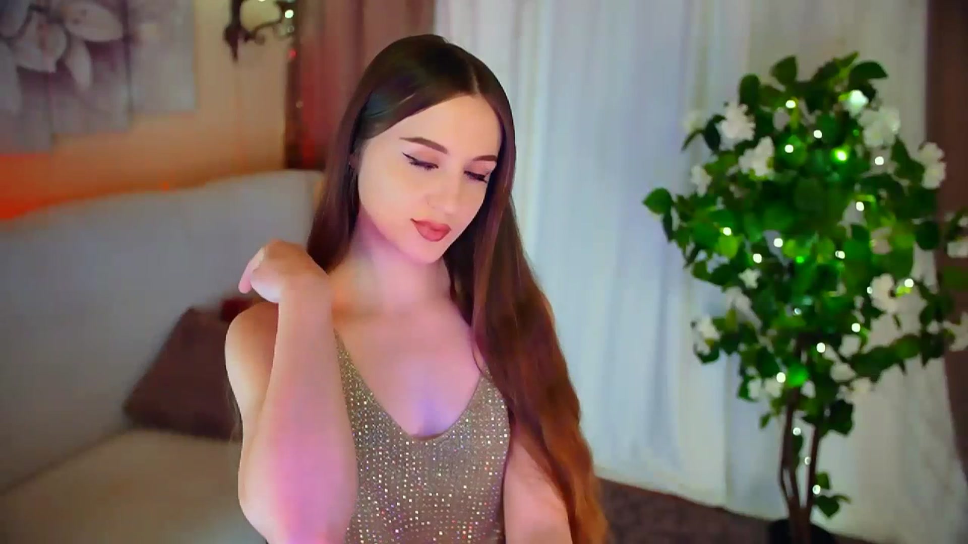 Gallery image thumbnail from Innocent_Soul's myfreecams stream on, 02/19/2024, 16:22 image 19 of 20