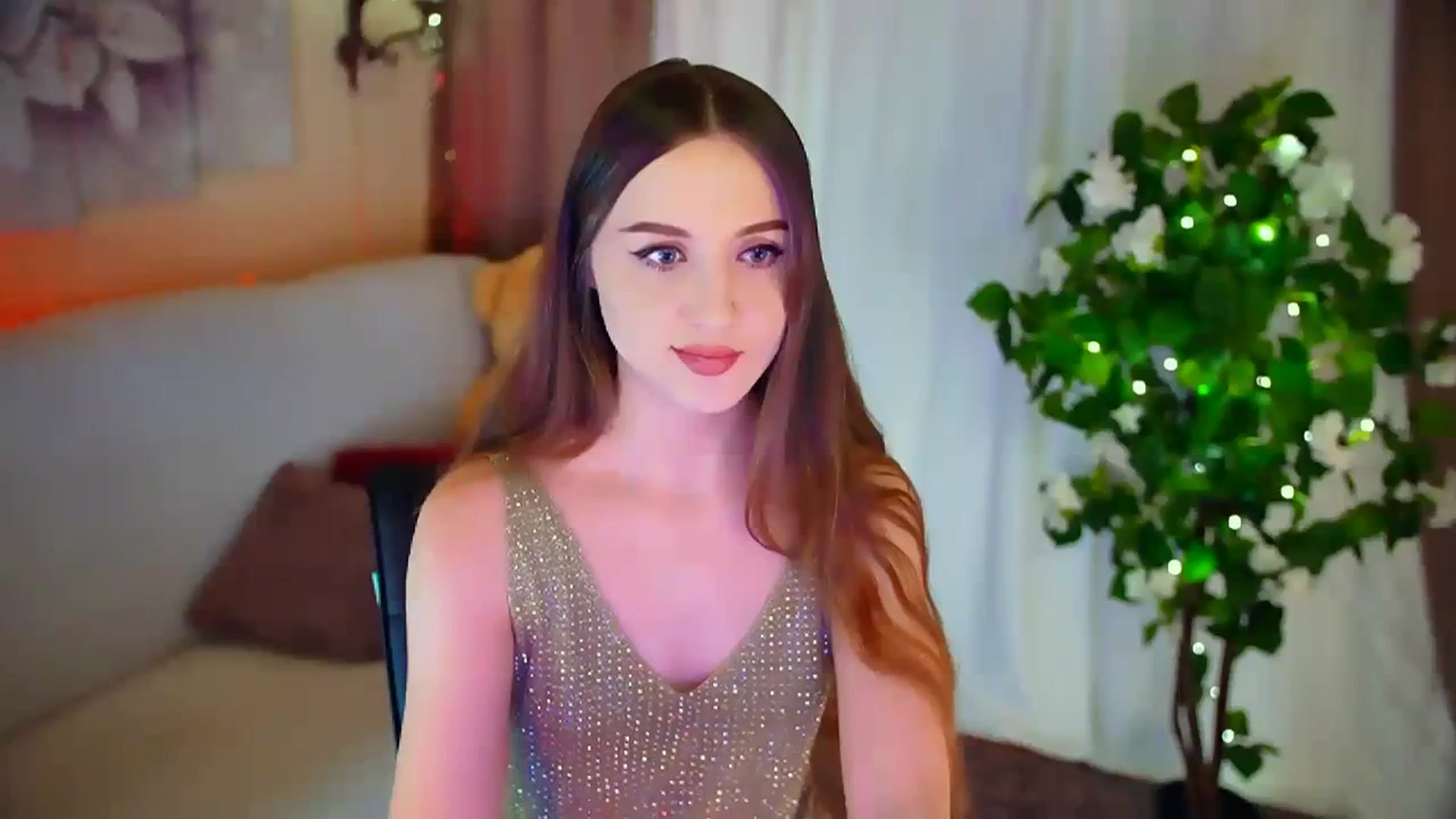 Gallery image thumbnail from Innocent_Soul's myfreecams stream on, 02/19/2024, 16:22 image 8 of 20