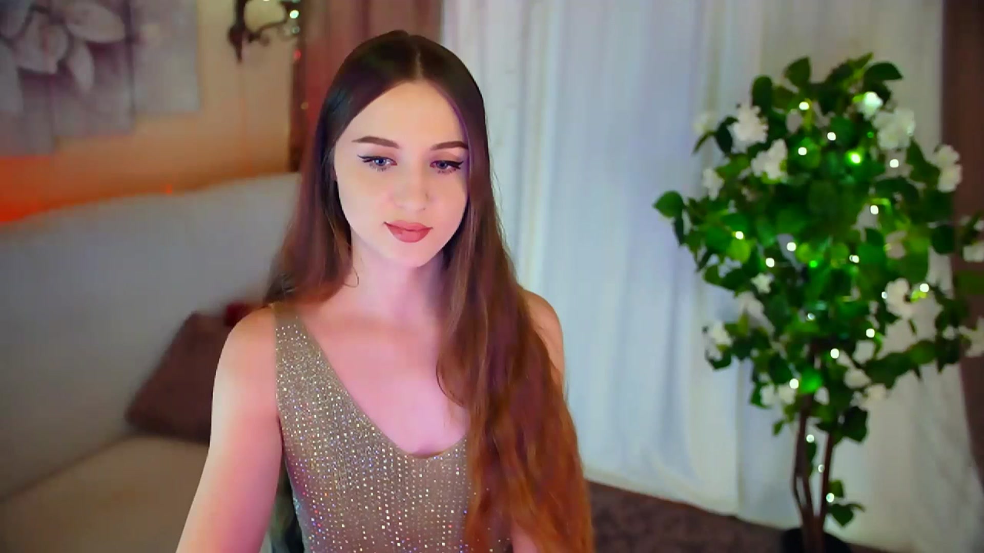 Gallery image thumbnail from Innocent_Soul's myfreecams stream on, 02/19/2024, 16:22 image 18 of 20