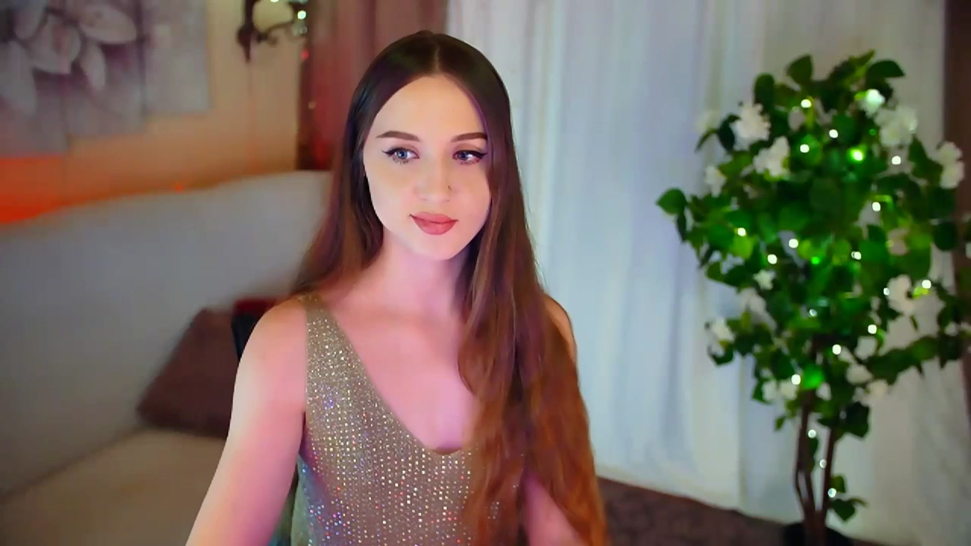 Gallery image thumbnail from Innocent_Soul's myfreecams stream on, 02/19/2024, 17:10 image 18 of 20