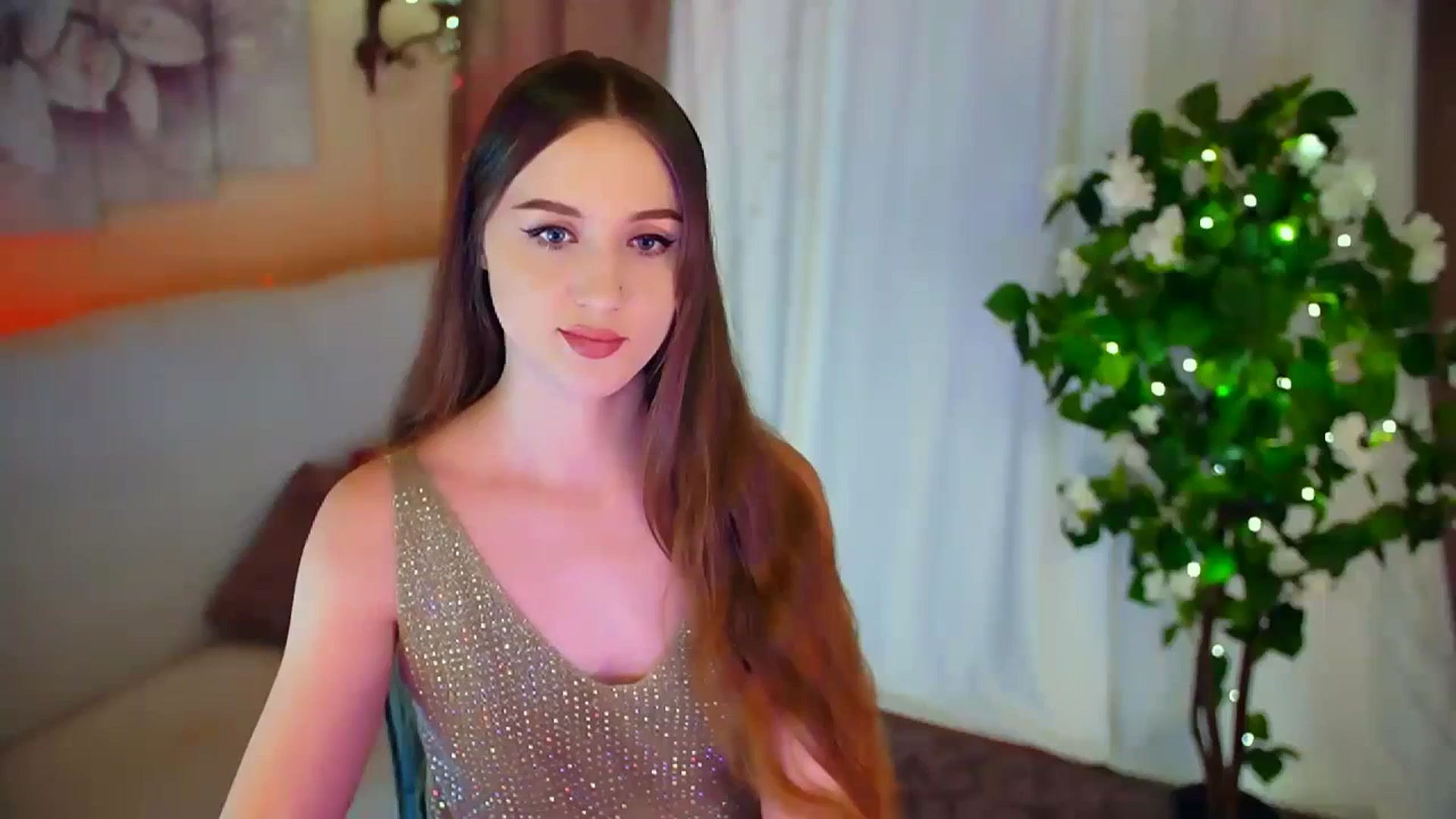 Gallery image thumbnail from Innocent_Soul's myfreecams stream on, 02/19/2024, 17:10 image 3 of 20