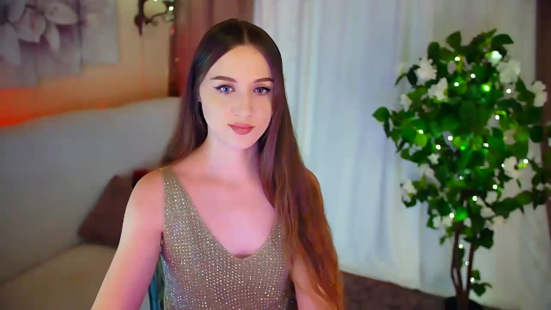 Gallery image thumbnail from Innocent_Soul's myfreecams stream on, 02/19/2024, 17:10 image 2 of 20
