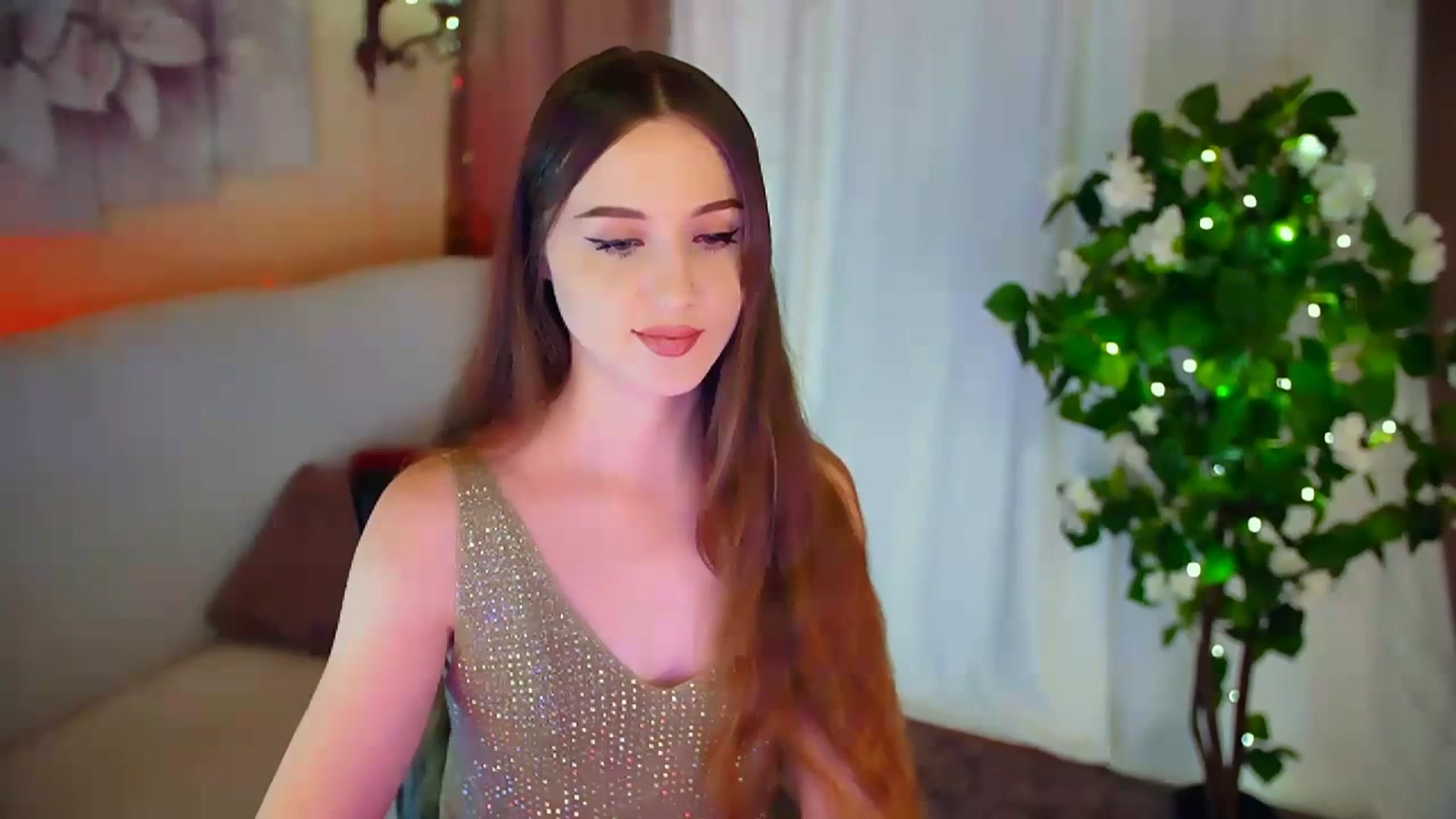 Gallery image thumbnail from Innocent_Soul's myfreecams stream on, 02/19/2024, 17:10 image 11 of 20