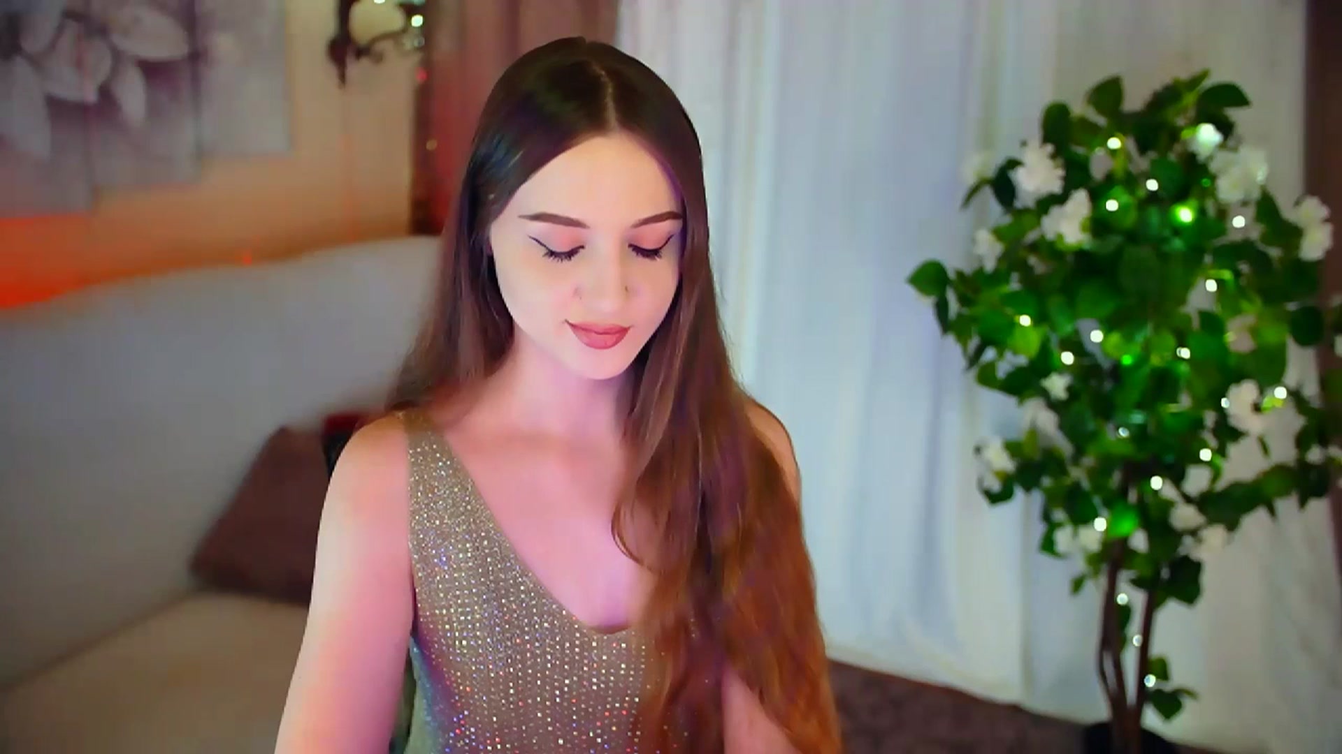 Gallery image thumbnail from Innocent_Soul's myfreecams stream on, 02/19/2024, 17:10 image 19 of 20