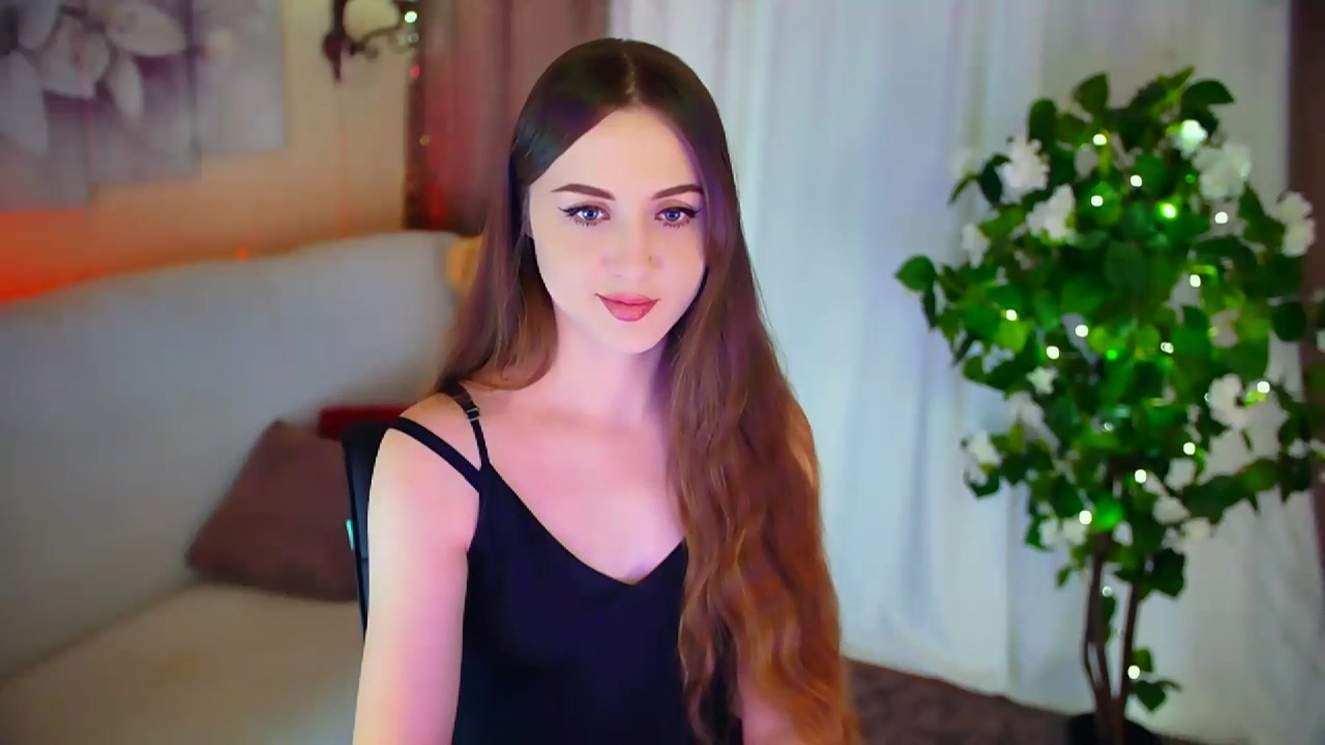 Gallery image thumbnail from Innocent_Soul's myfreecams stream on, 02/20/2024, 14:29 image 20 of 20