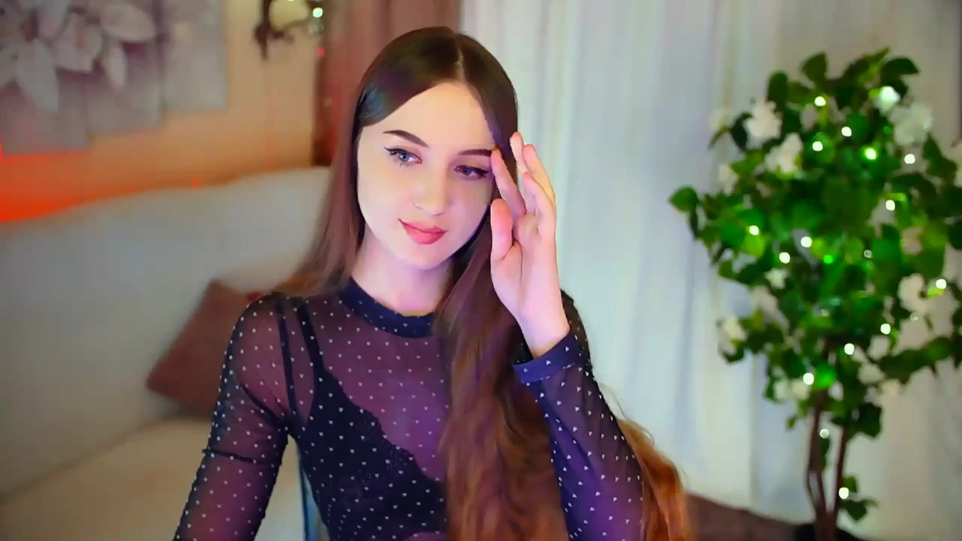 Gallery image thumbnail from Innocent_Soul's myfreecams stream on, 02/26/2024, 17:12 image 5 of 20