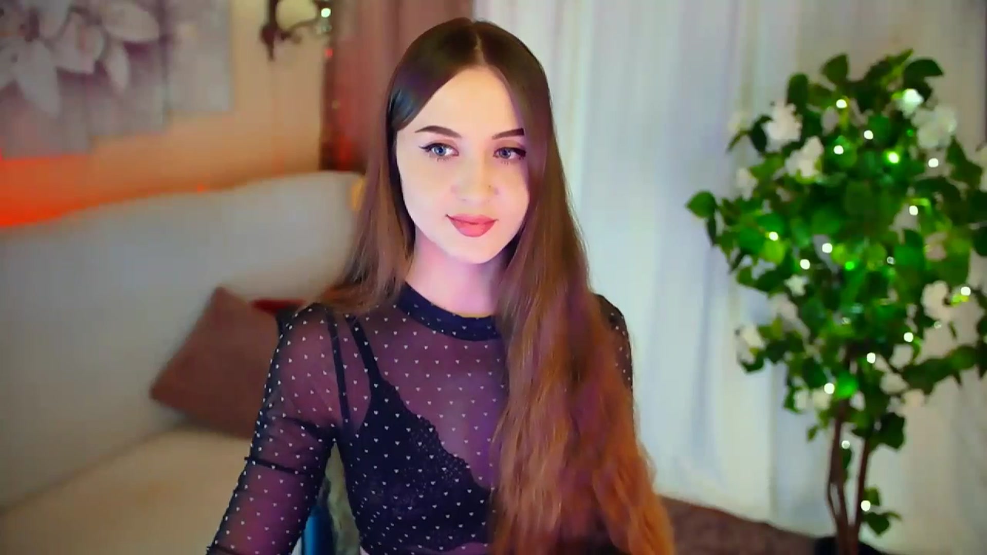 Gallery image thumbnail from Innocent_Soul's myfreecams stream on, 02/26/2024, 17:12 image 6 of 20