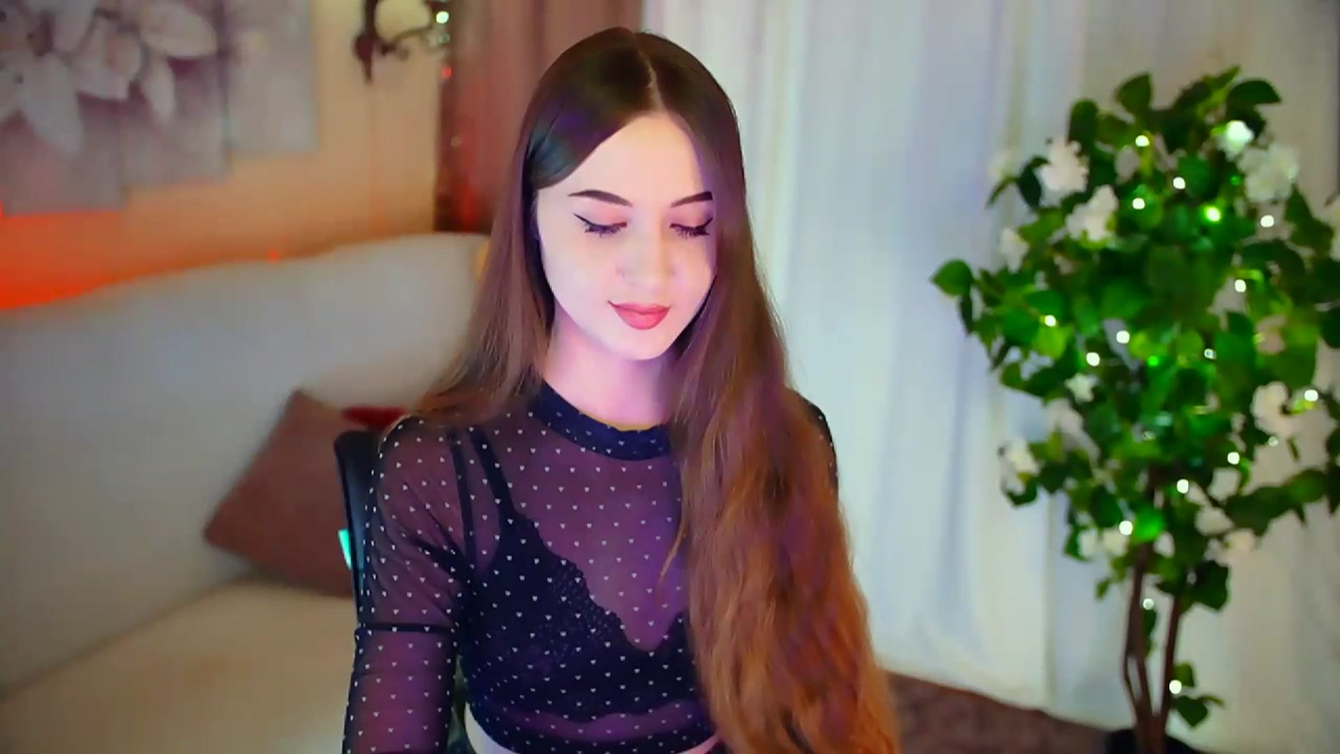 Gallery image thumbnail from Innocent_Soul's myfreecams stream on, 02/26/2024, 17:12 image 4 of 20