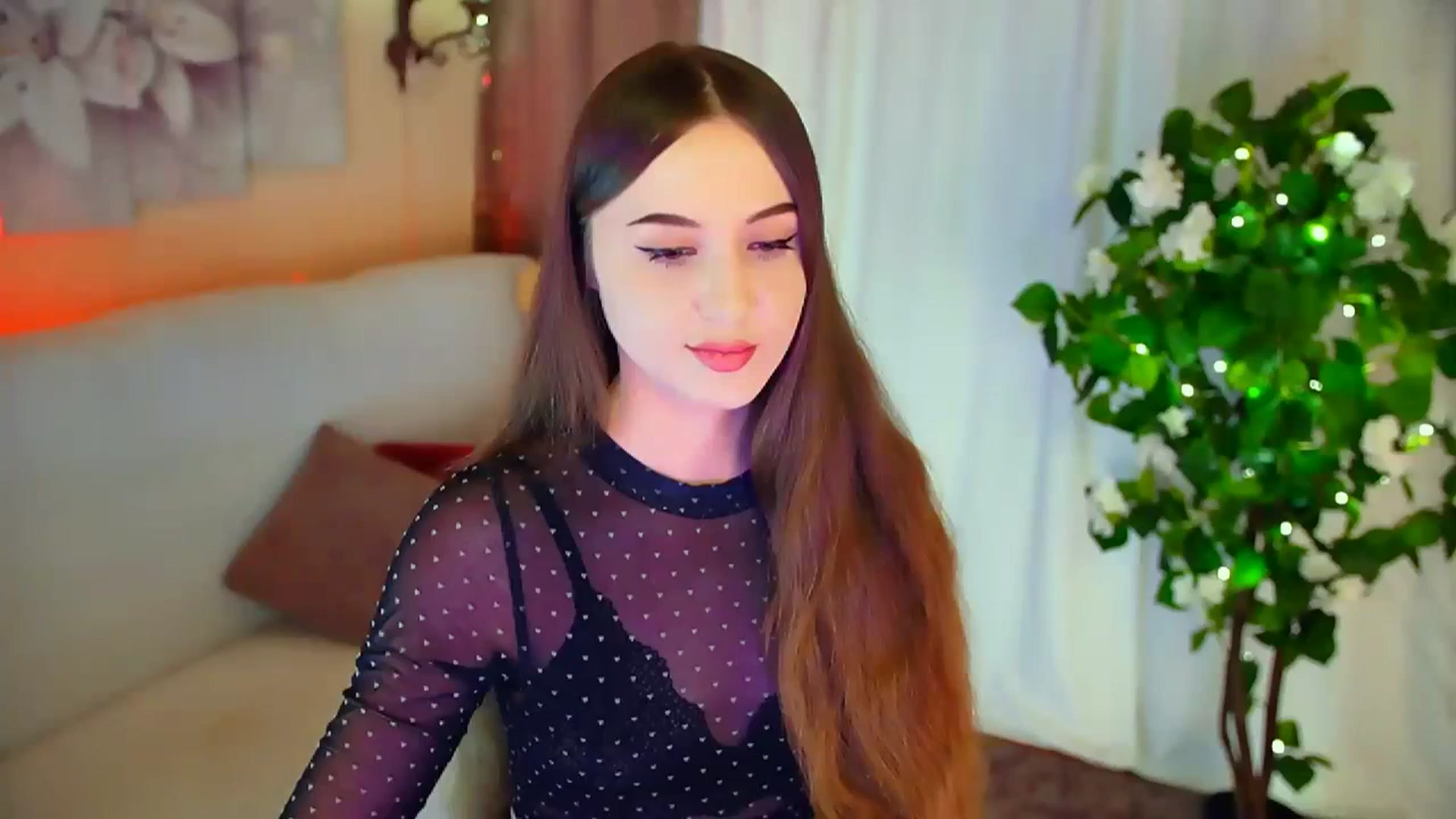 Gallery image thumbnail from Innocent_Soul's myfreecams stream on, 02/26/2024, 18:35 image 1 of 20