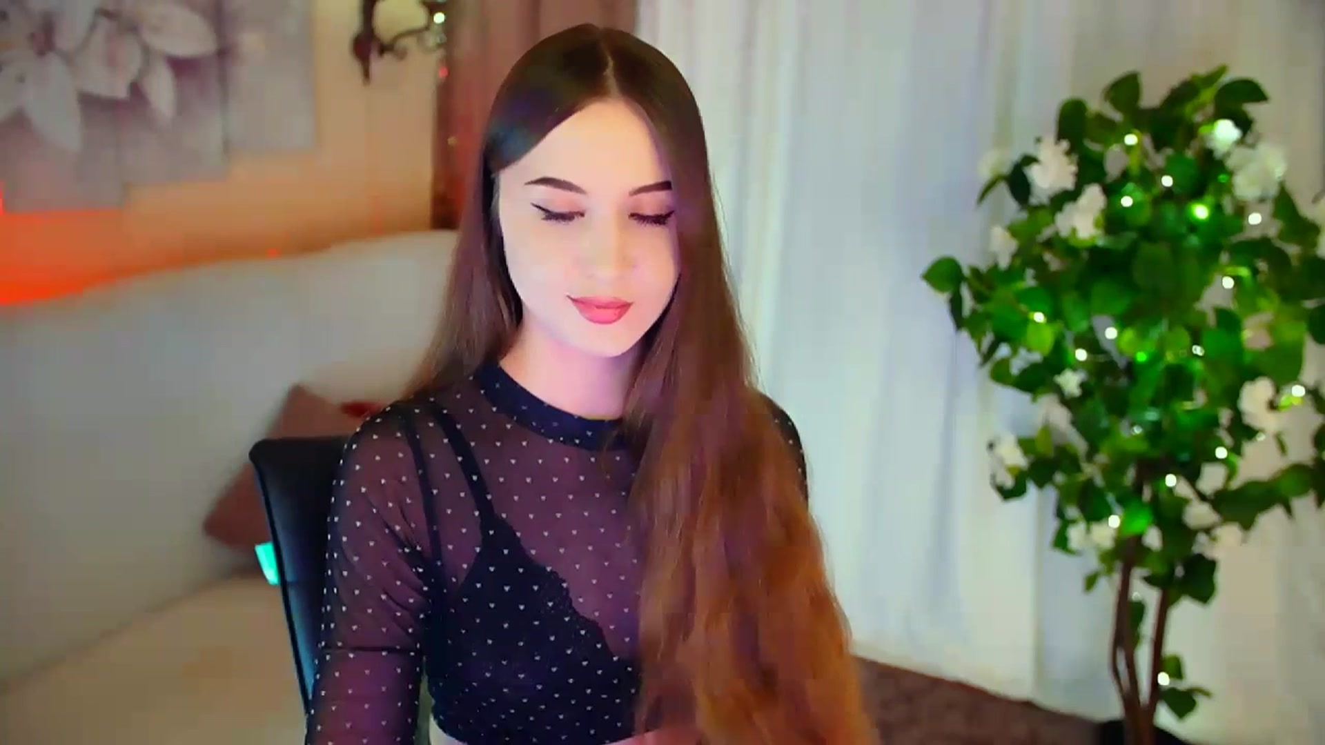 Gallery image thumbnail from Innocent_Soul's myfreecams stream on, 02/26/2024, 18:35 image 7 of 20