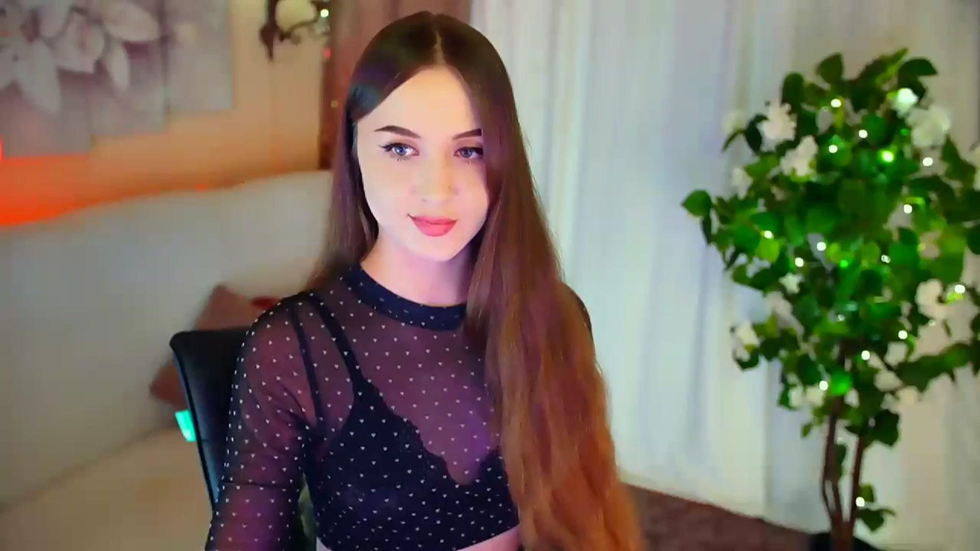 Gallery image thumbnail from Innocent_Soul's myfreecams stream on, 02/26/2024, 18:35 image 5 of 20