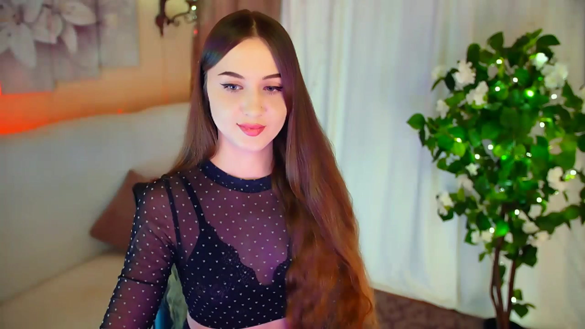 Gallery image thumbnail from Innocent_Soul's myfreecams stream on, 02/26/2024, 18:35 image 9 of 20