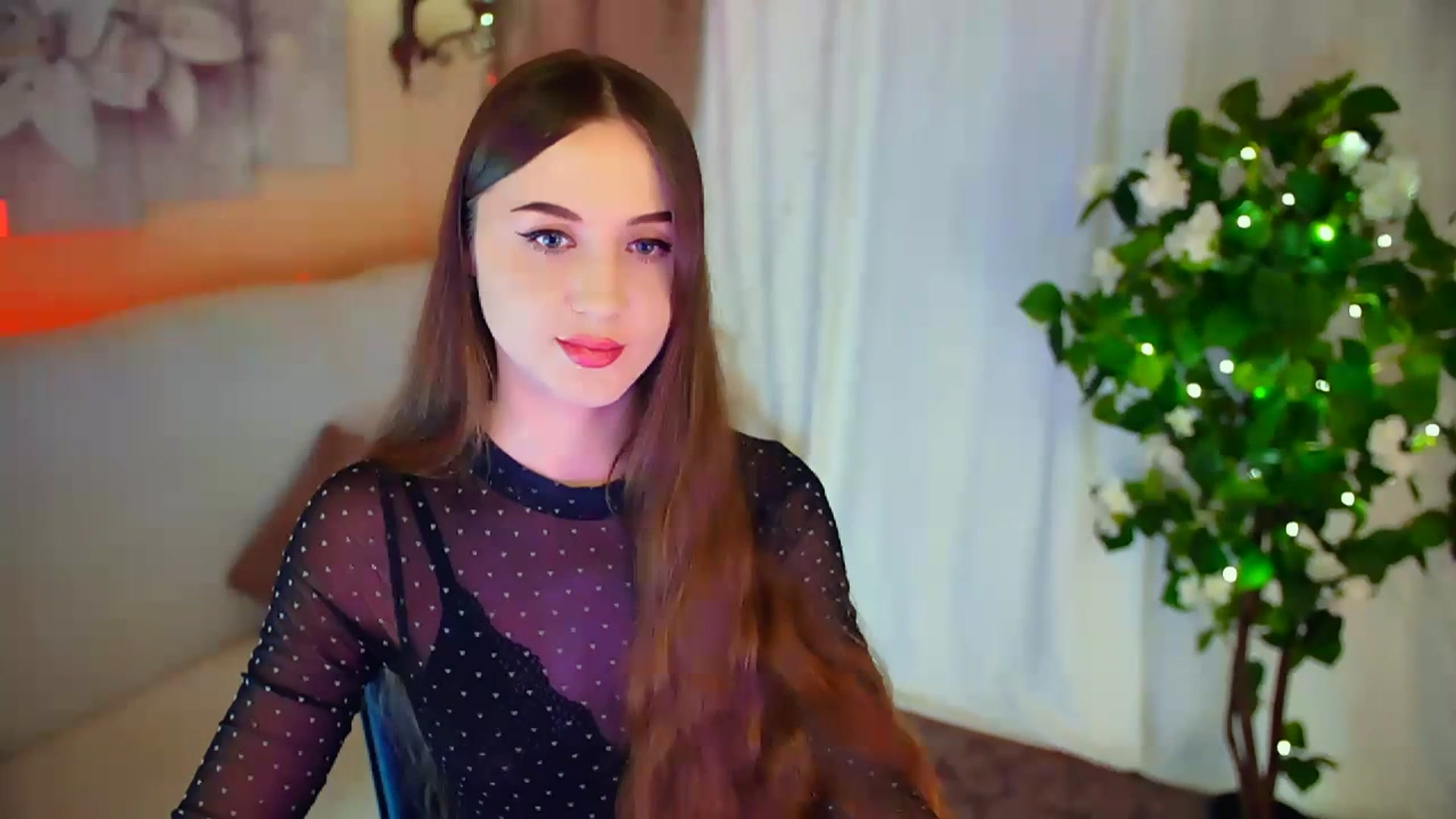 Gallery image thumbnail from Innocent_Soul's myfreecams stream on, 02/26/2024, 19:31 image 19 of 20
