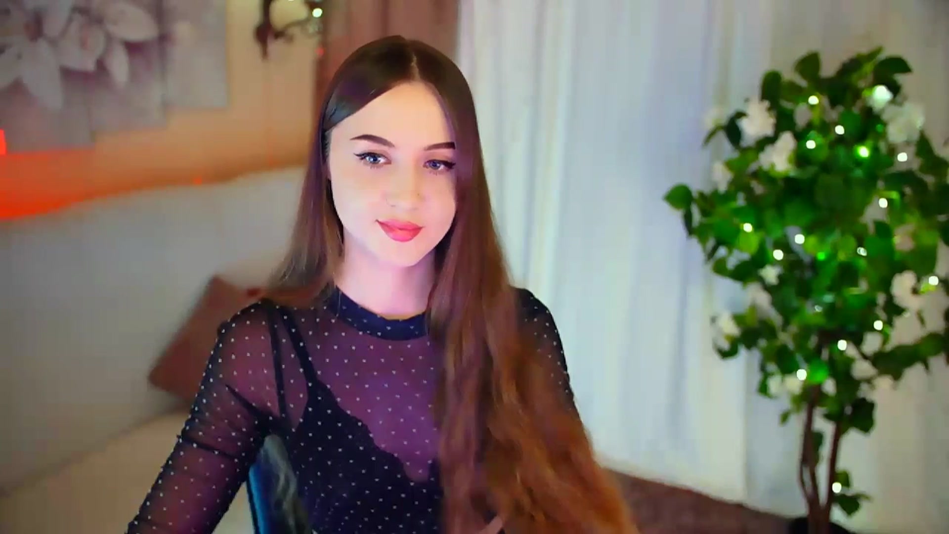 Gallery image thumbnail from Innocent_Soul's myfreecams stream on, 02/26/2024, 19:31 image 8 of 20