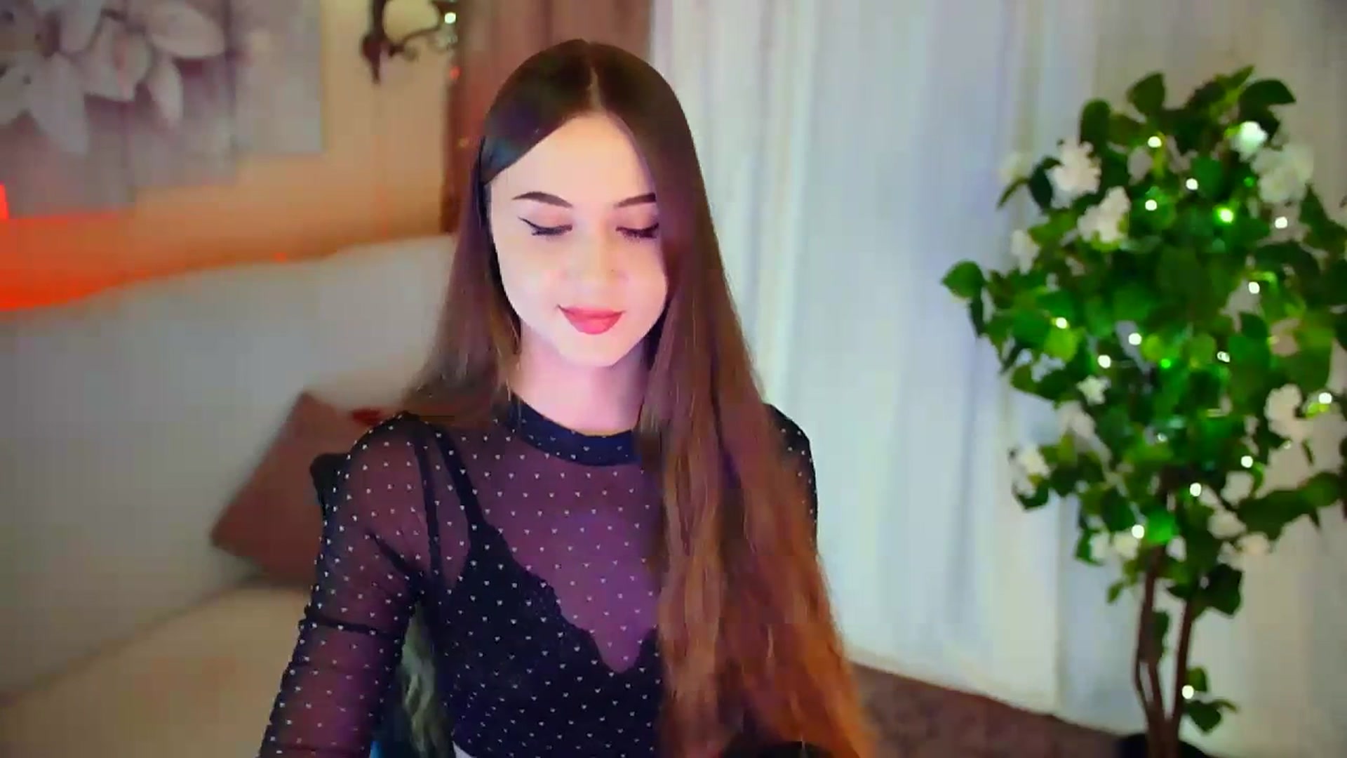 Gallery image thumbnail from Innocent_Soul's myfreecams stream on, 02/26/2024, 19:31 image 9 of 20
